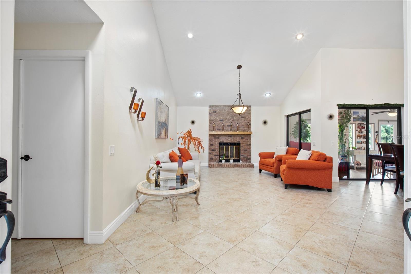 6729 EDGEWORTH DRIVE, Orlando, FL 32819