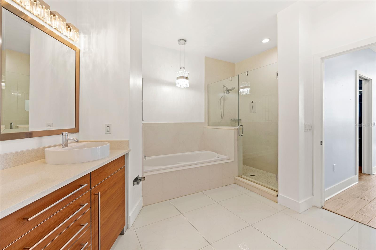 260 S OSCEOLA AVENUE, #1611, Orlando, FL 32801