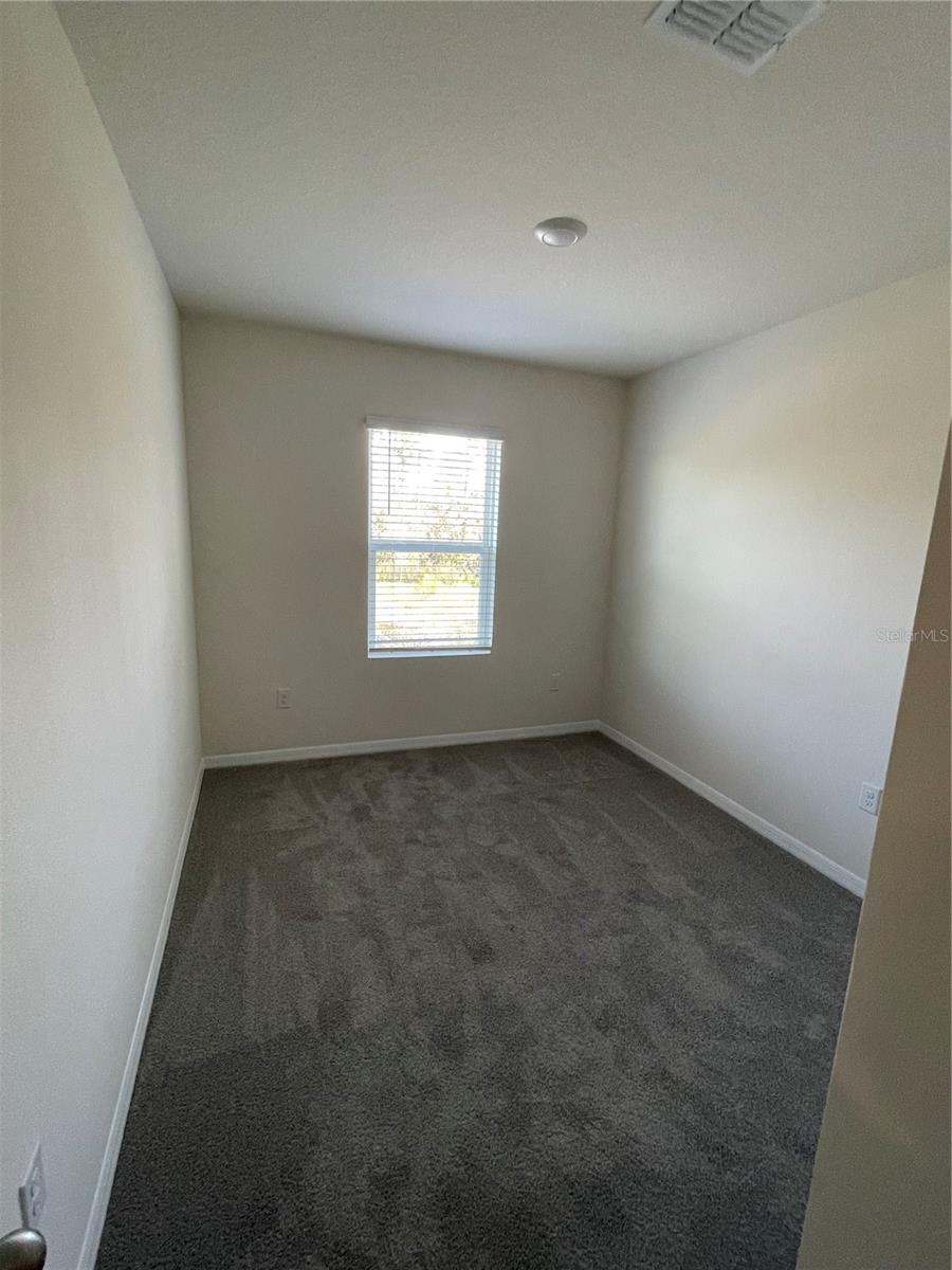 3053 CANARY AVENUE, Davenport, FL 33837