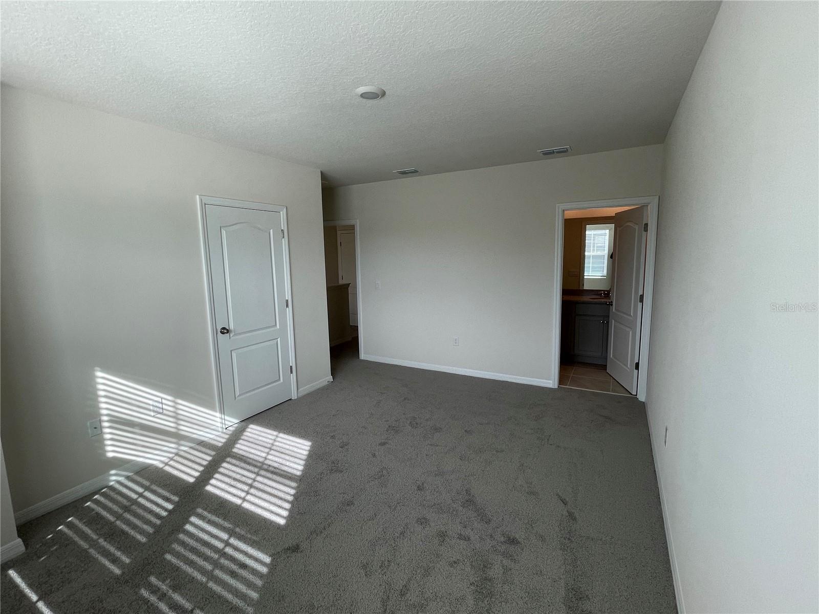 3053 CANARY AVENUE, Davenport, FL 33837