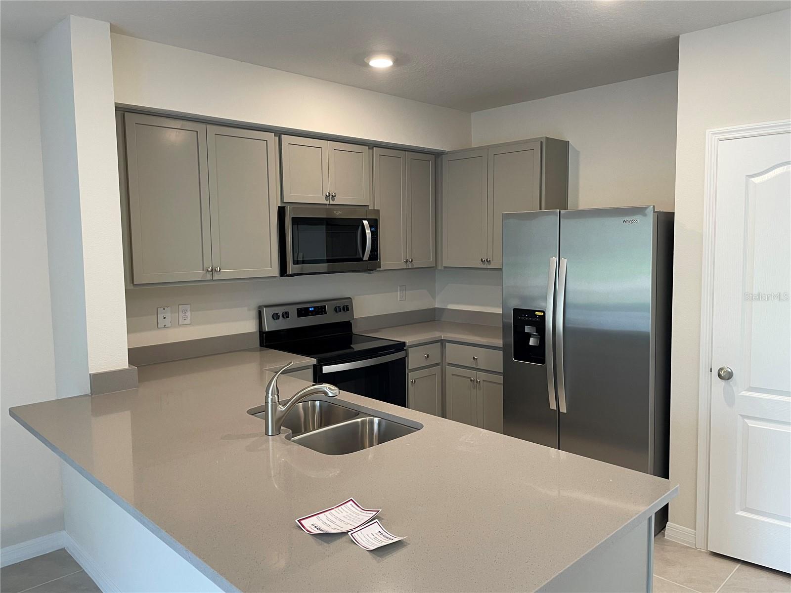 3053 CANARY AVENUE, Davenport, FL 33837 3053 CANARY AVENUE, Davenport, FL 33837