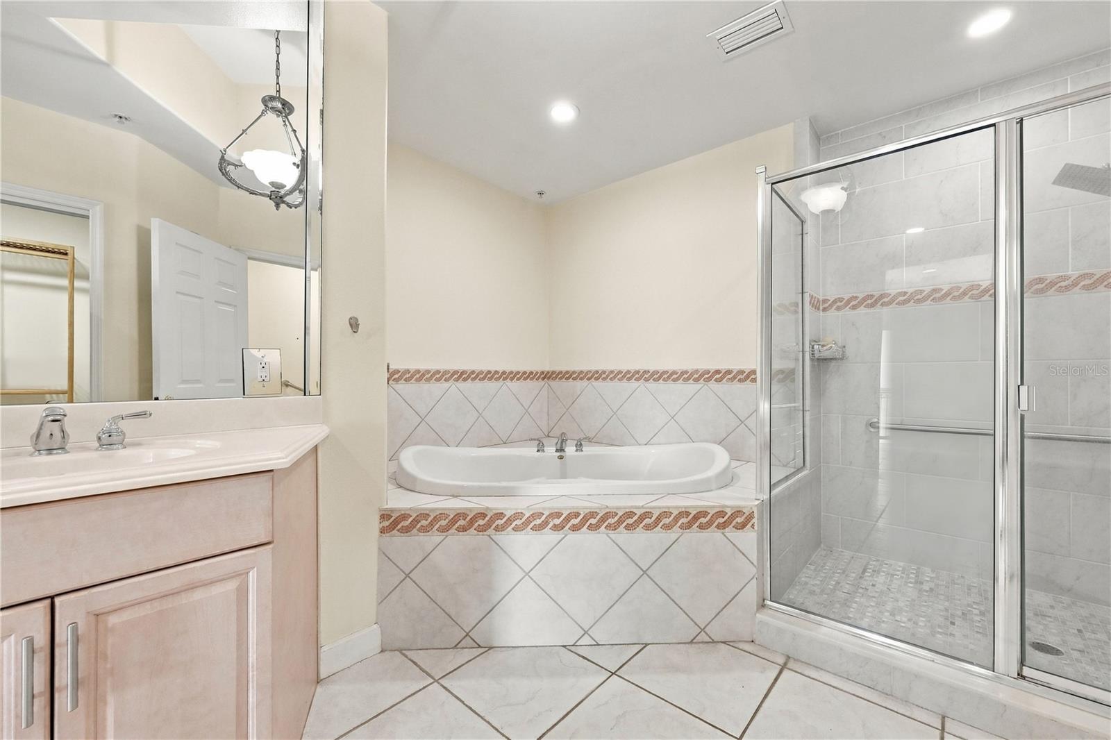 8749 THE ESPLANADE, #16, Orlando, FL 32836