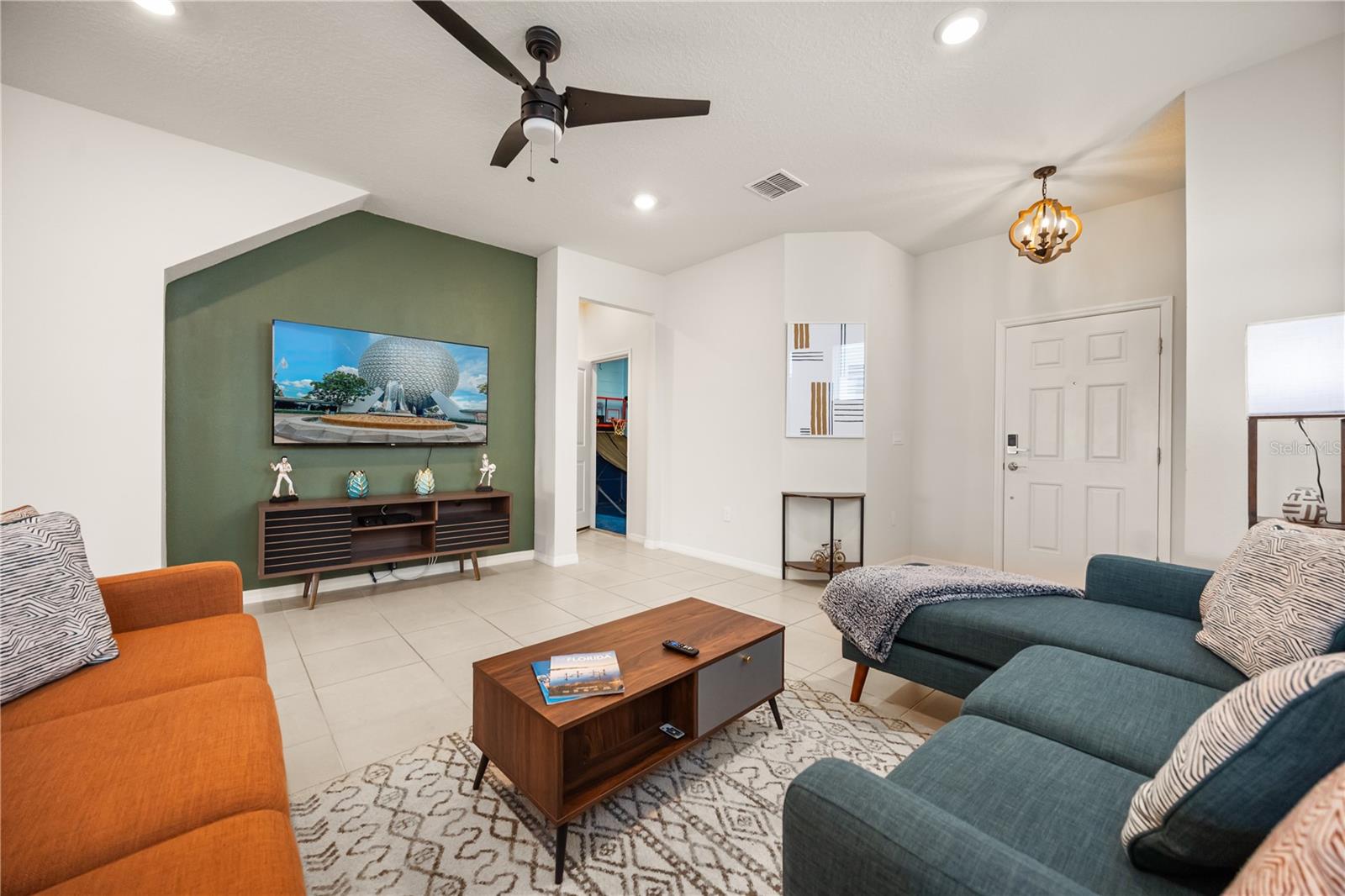 4039 LANA AVENUE, Davenport, FL 33897
