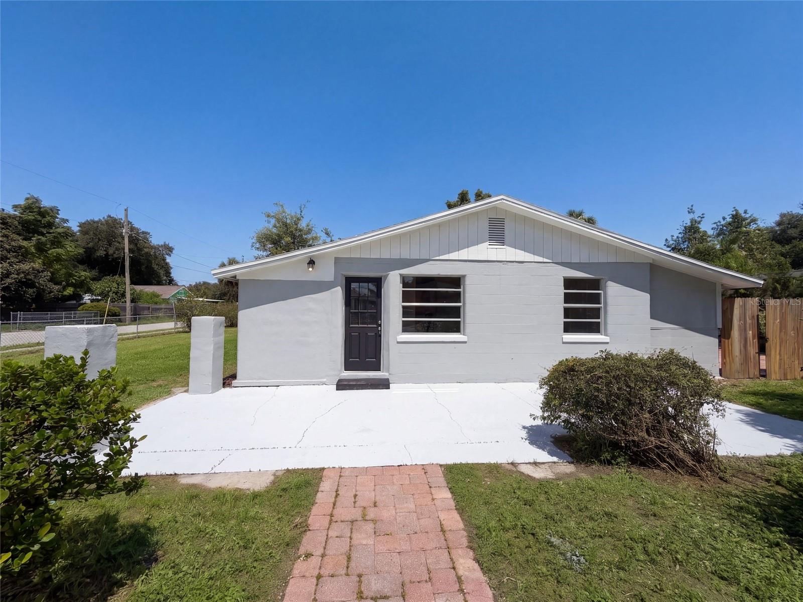 2406 E CURTIS STREET, Tampa, FL 33610 2406 E CURTIS STREET, Tampa, FL 33610