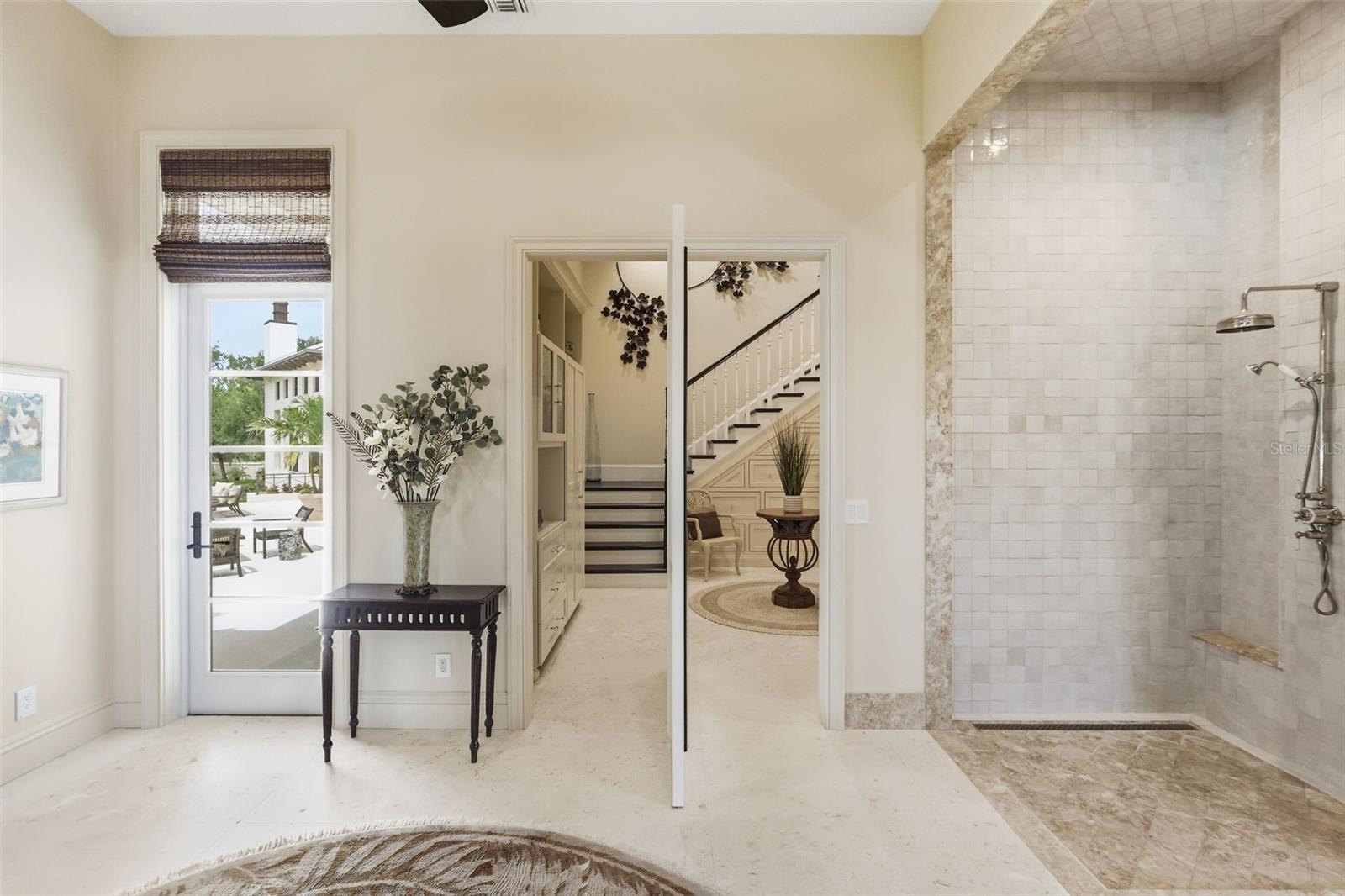 6075 S TROPICAL TRAIL, Merritt Island, FL 32952