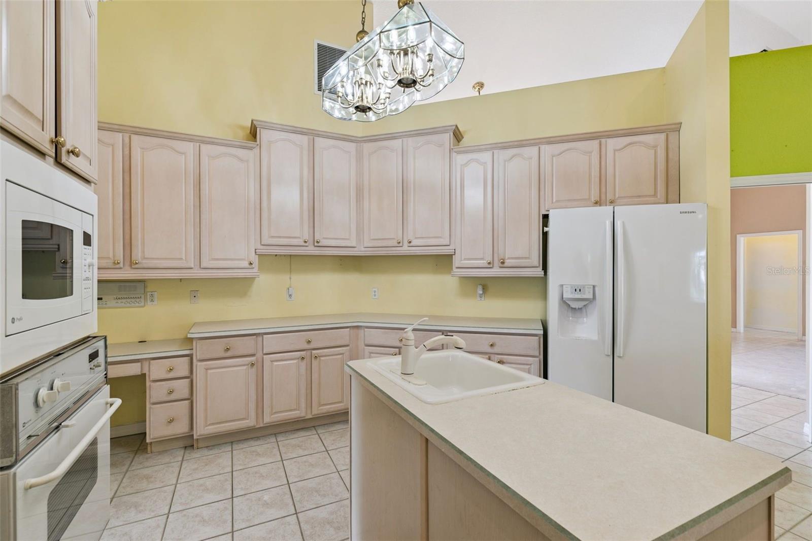 4325 FARRELL LANE, Orlando, FL 32812 4325 FARRELL LANE, Orlando, FL 32812