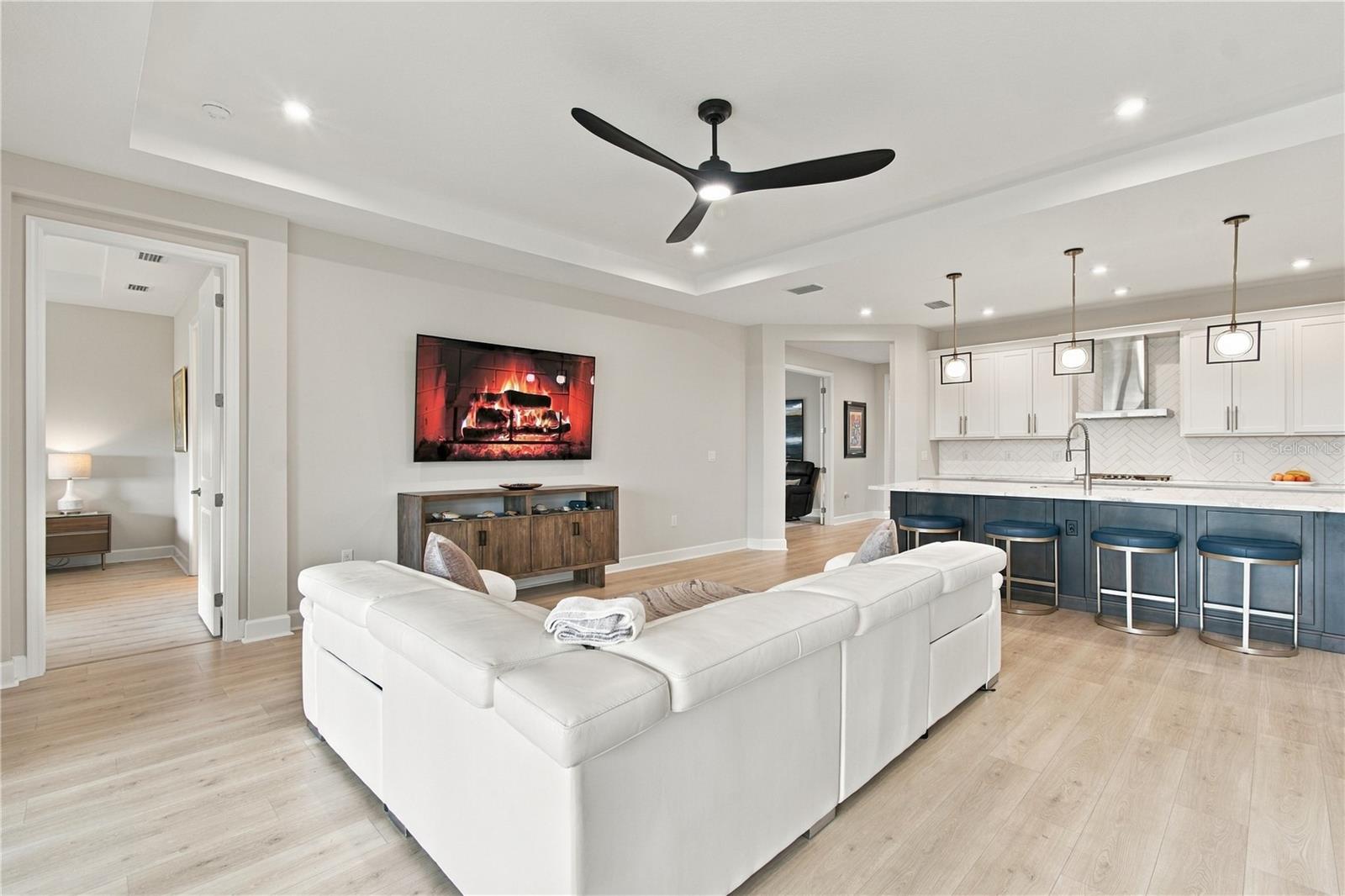1725 POINT GRACE ROAD, Tavares, FL 32778