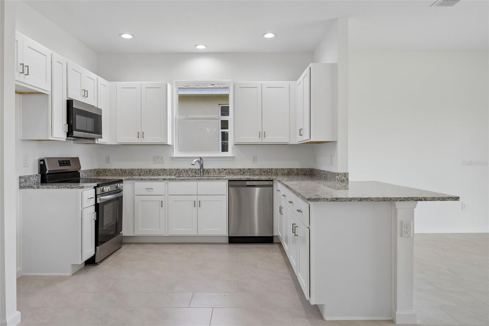 3776 WATERCLIFF CIRCLE, Grand Island, FL 32735