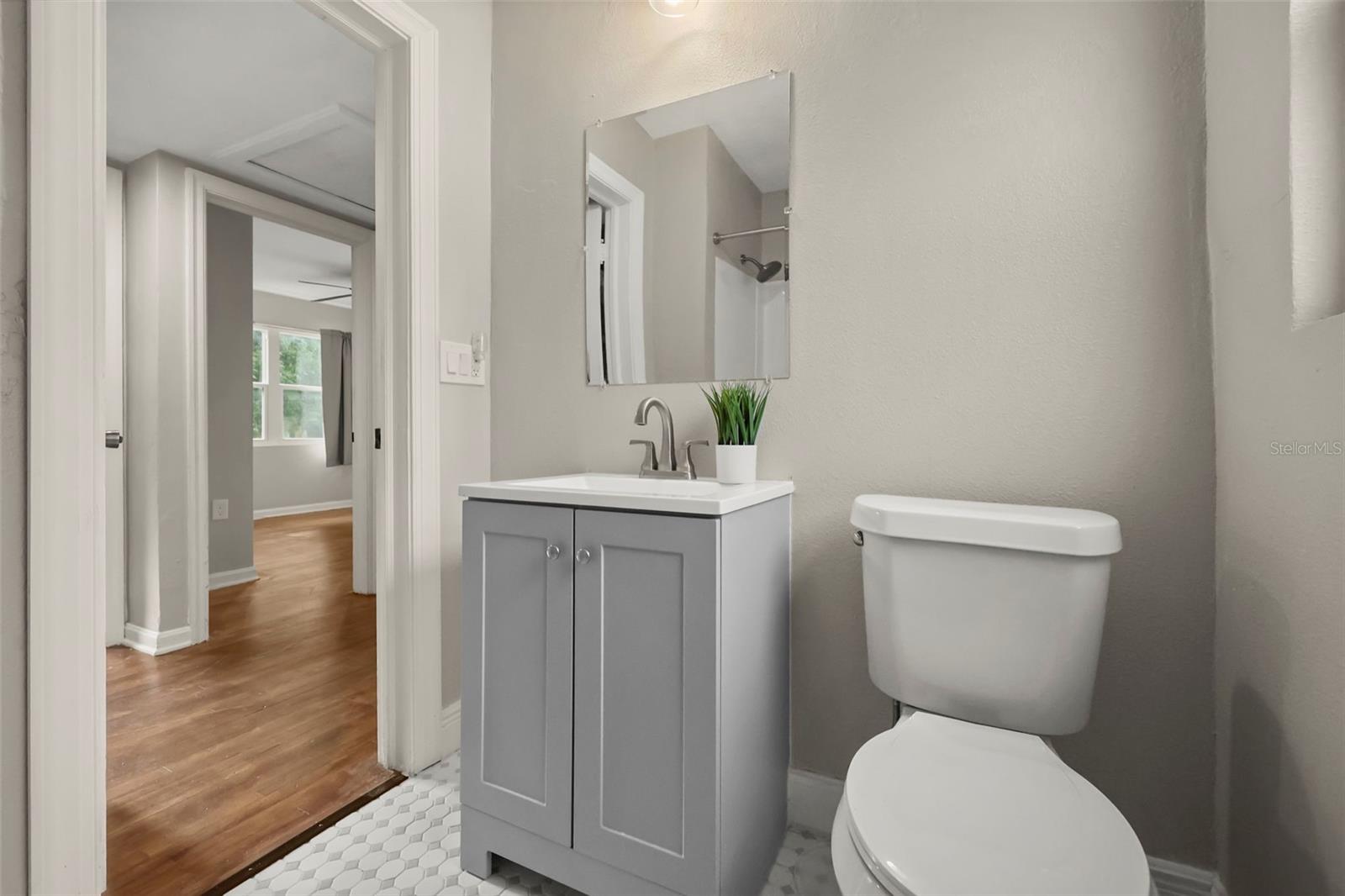 Full Bathroom