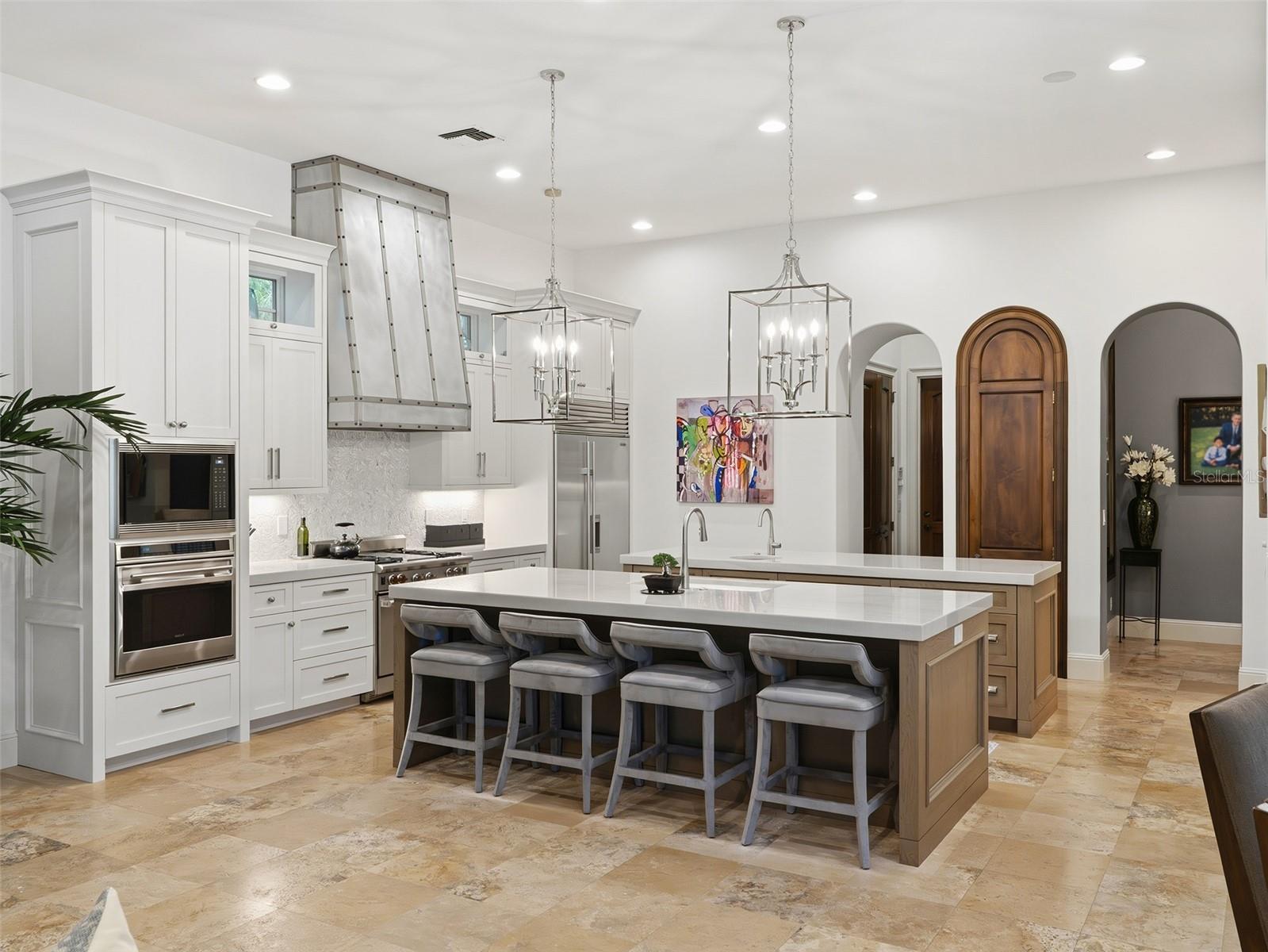 9310 ISLEWORTH GARDENS DRIVE, Windermere, FL 34786