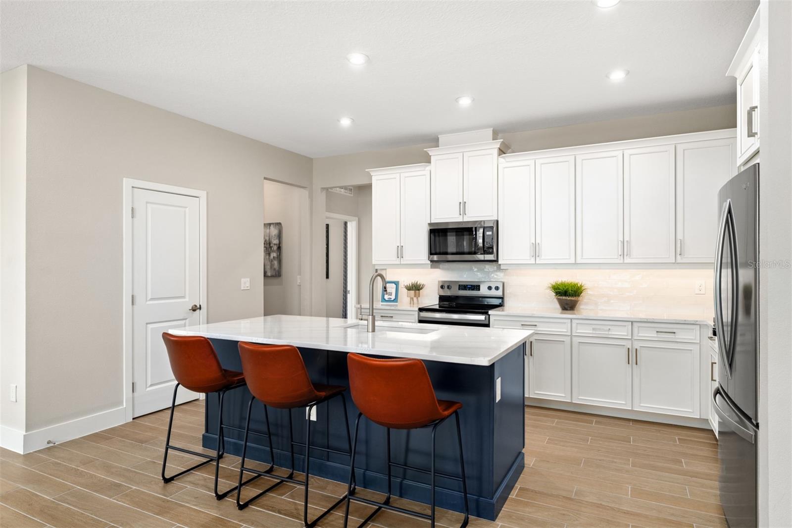 Rainwood Pinnacle Model Kitchen Rainwood Pinnacle Model Kitchen