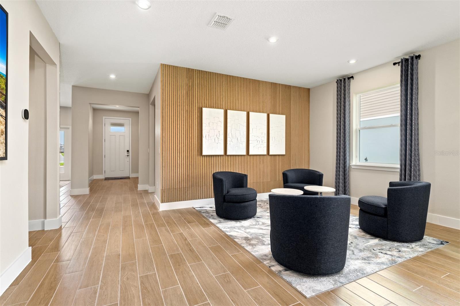 Rainwood Pinnacle Model Great Room