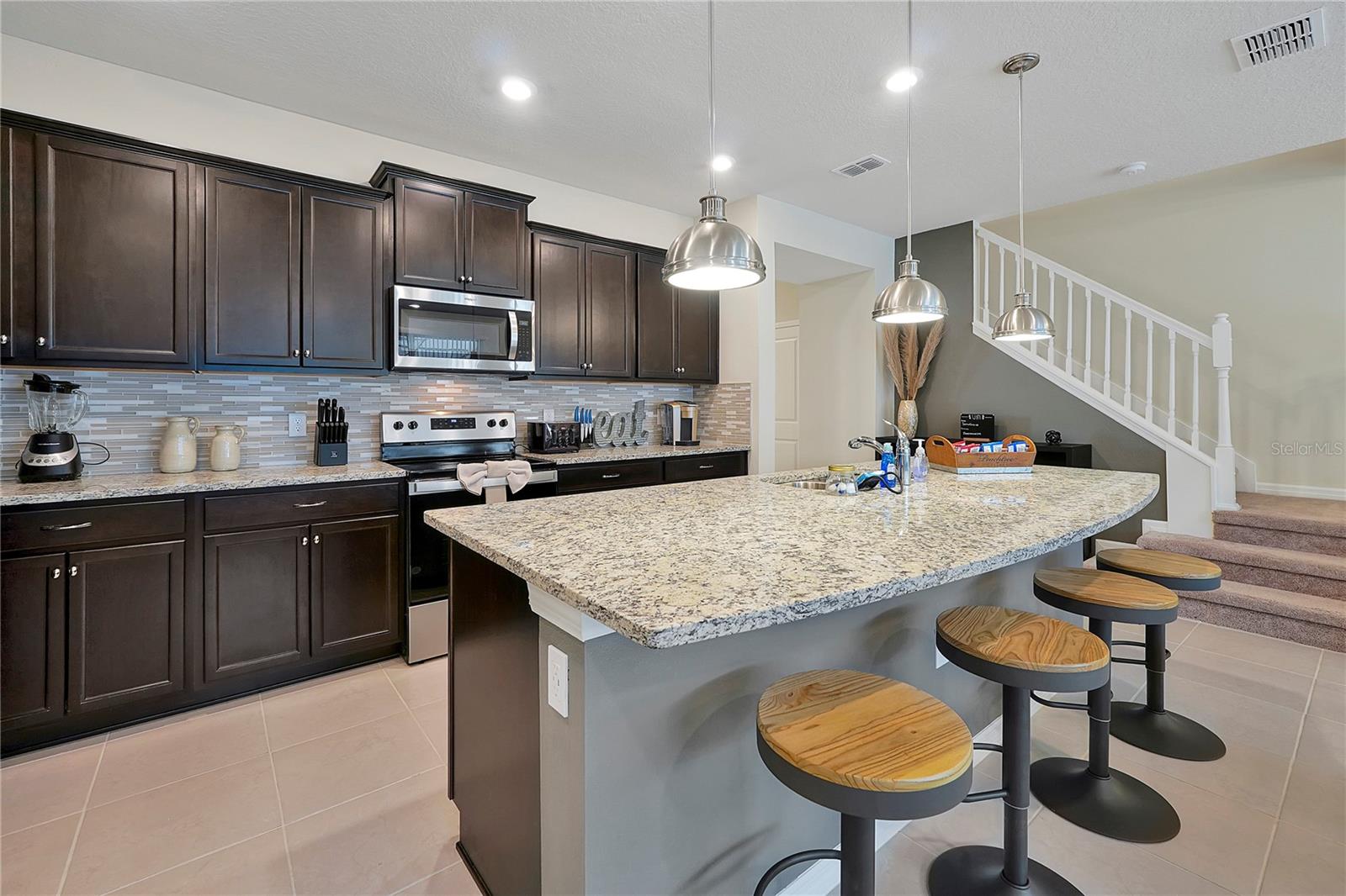 4014 LANA AVENUE, Davenport, FL 33897