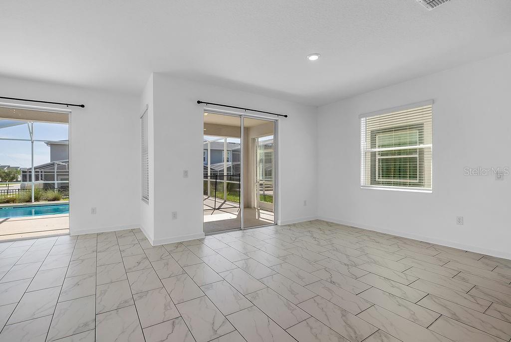 9255 SOMMERSET HILLS DRIVE, Davenport, FL 33896
