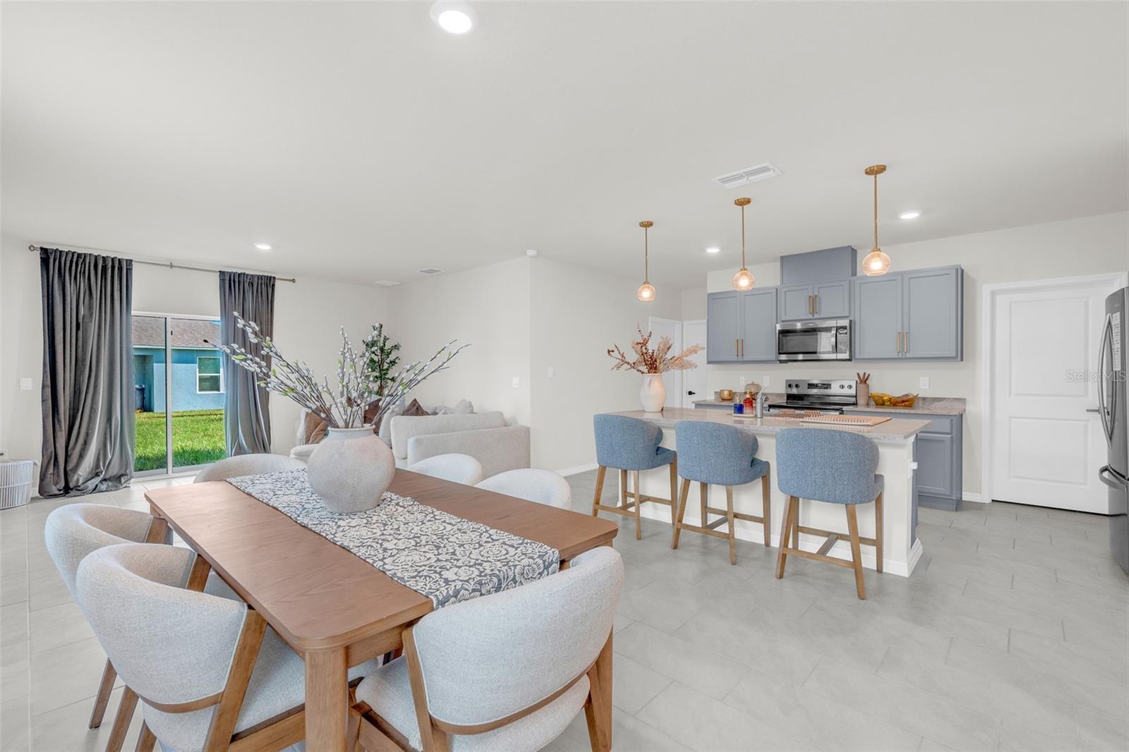 1713 FROGMORE AVENUE, Haines City, FL 33844