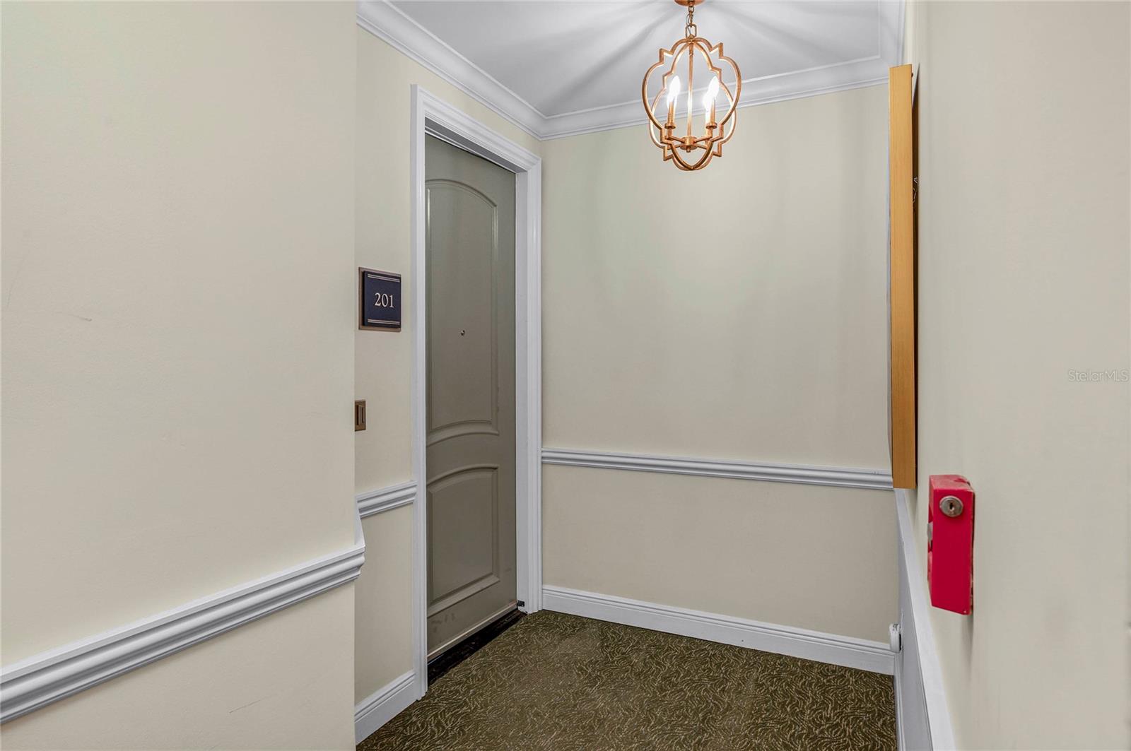 100 S VIRGINIA AVENUE, #201, Winter Park, FL 32789 100 S VIRGINIA AVENUE, #201, Winter Park, FL 32789