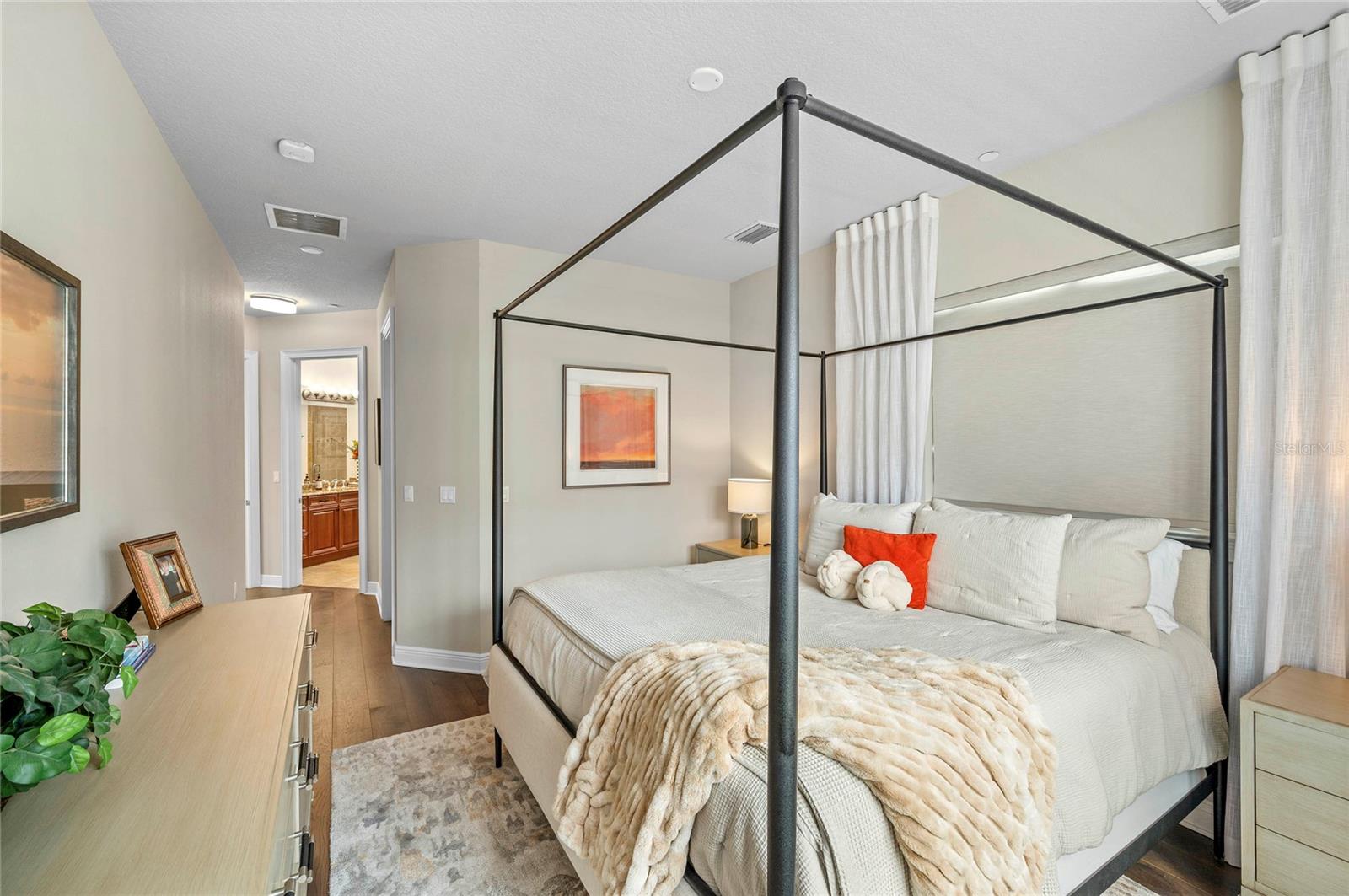 100 S VIRGINIA AVENUE, #201, Winter Park, FL 32789