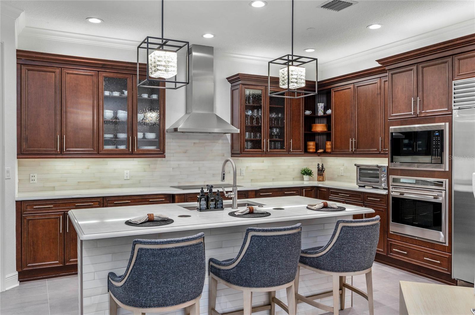 100 S VIRGINIA AVENUE, #201, Winter Park, FL 32789