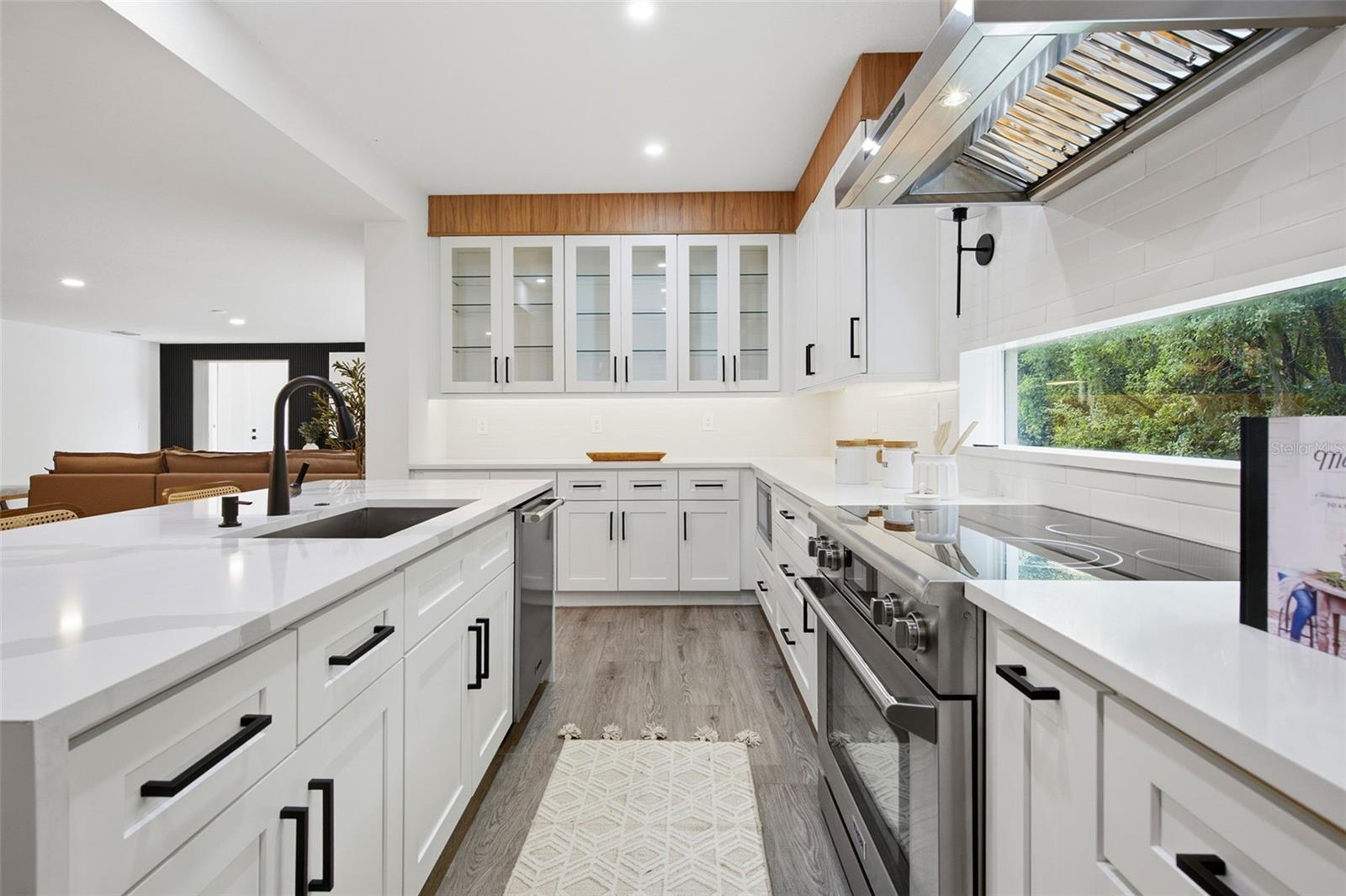 104 E 1ST AVENUE, Windermere, FL 34786