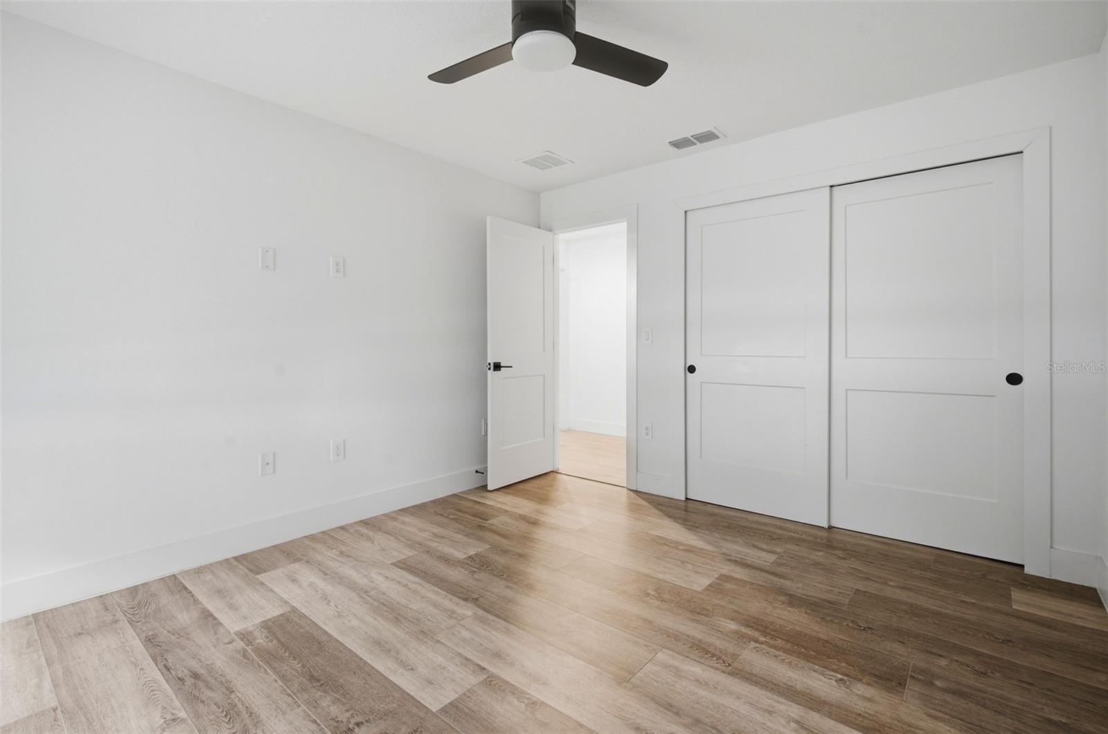104 E 1ST AVENUE, Windermere, FL 34786