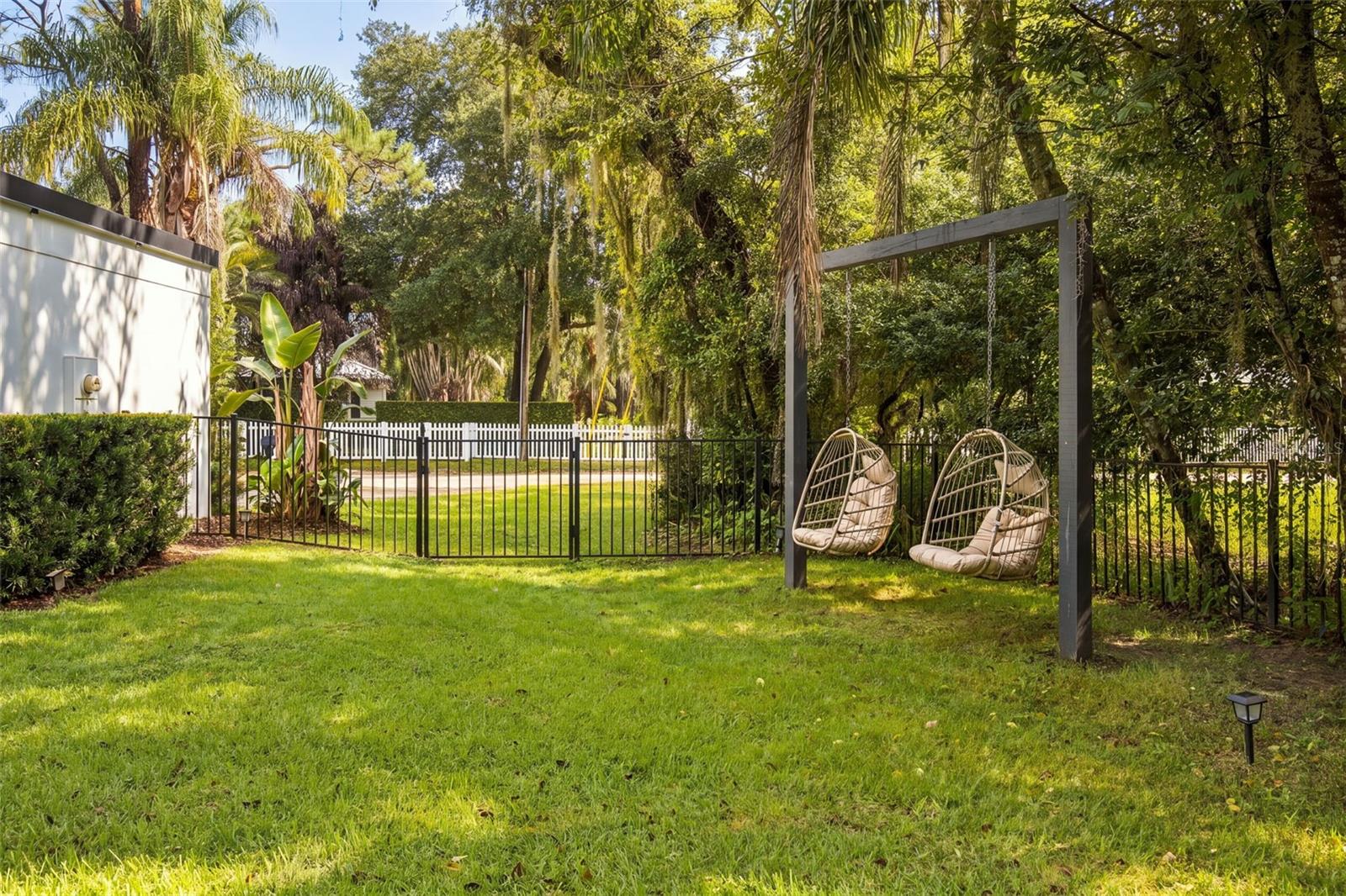 104 E 1ST AVENUE, Windermere, FL 34786