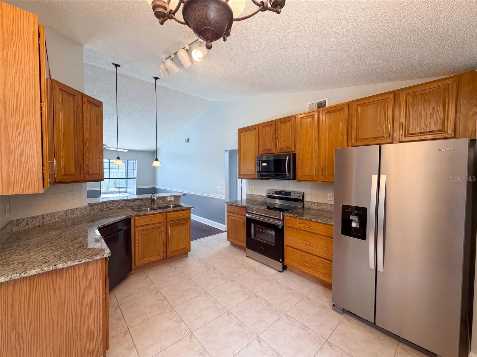 14725 EAGLES CROSSING DRIVE, Orlando, FL 32837 14725 EAGLES CROSSING DRIVE, Orlando, FL 32837