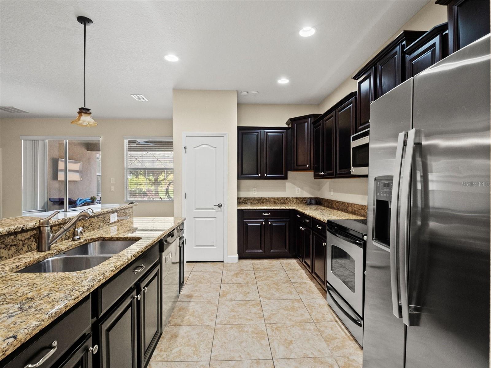 6158 MERIWETHER CRESCENT, Winter Garden, FL 34787