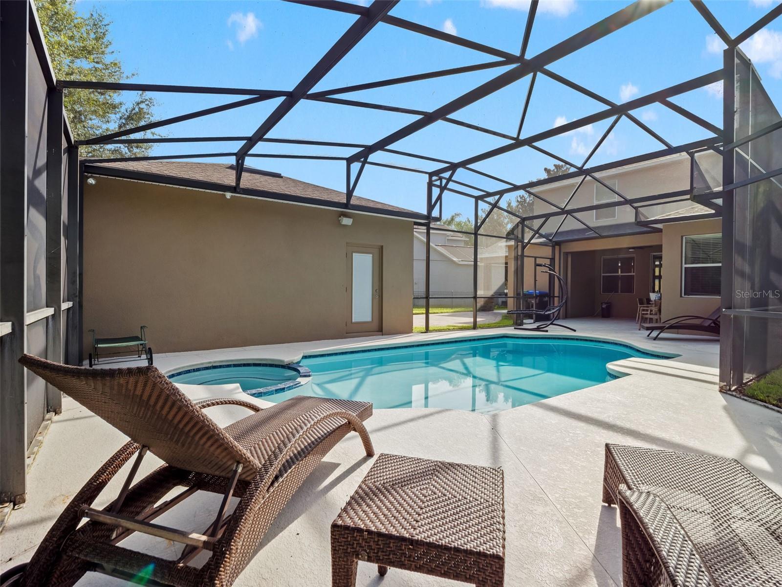 6158 MERIWETHER CRESCENT, Winter Garden, FL 34787 6158 MERIWETHER CRESCENT, Winter Garden, FL 34787