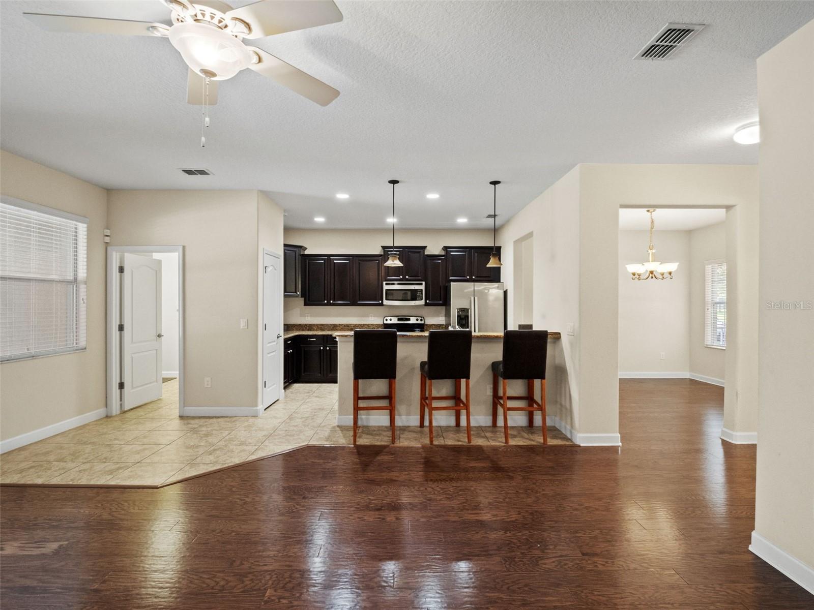6158 MERIWETHER CRESCENT, Winter Garden, FL 34787
