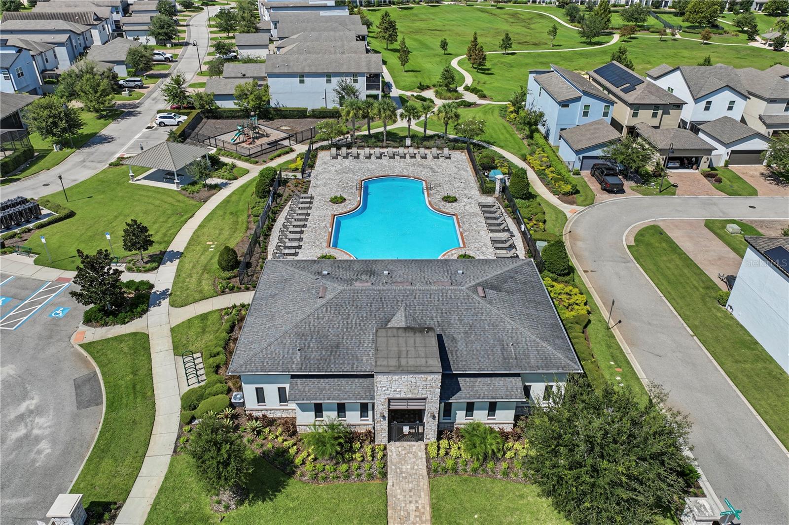 2470 STANDING ROCK CIRCLE, Oakland, FL 34787