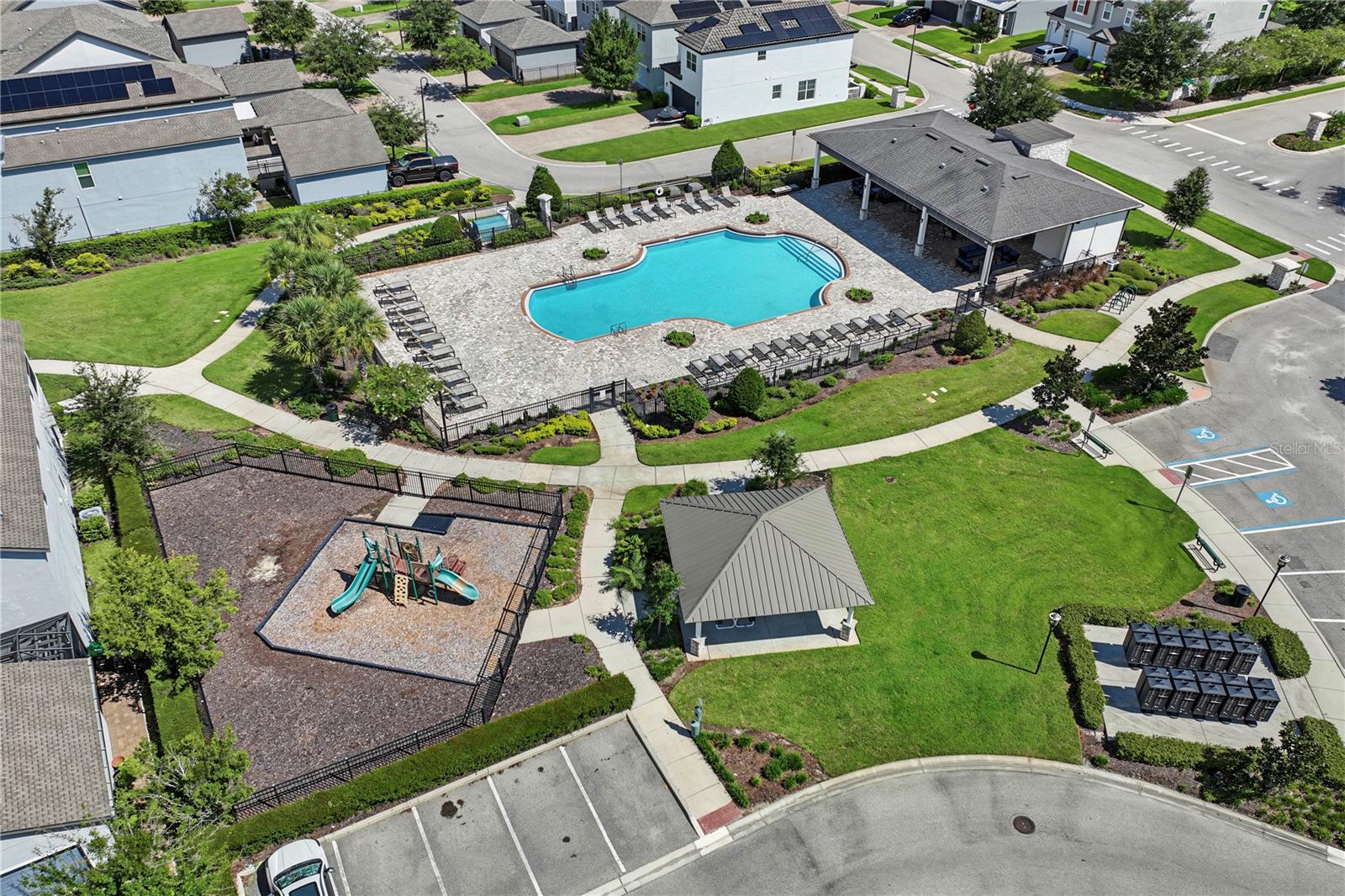 2470 STANDING ROCK CIRCLE, Oakland, FL 34787