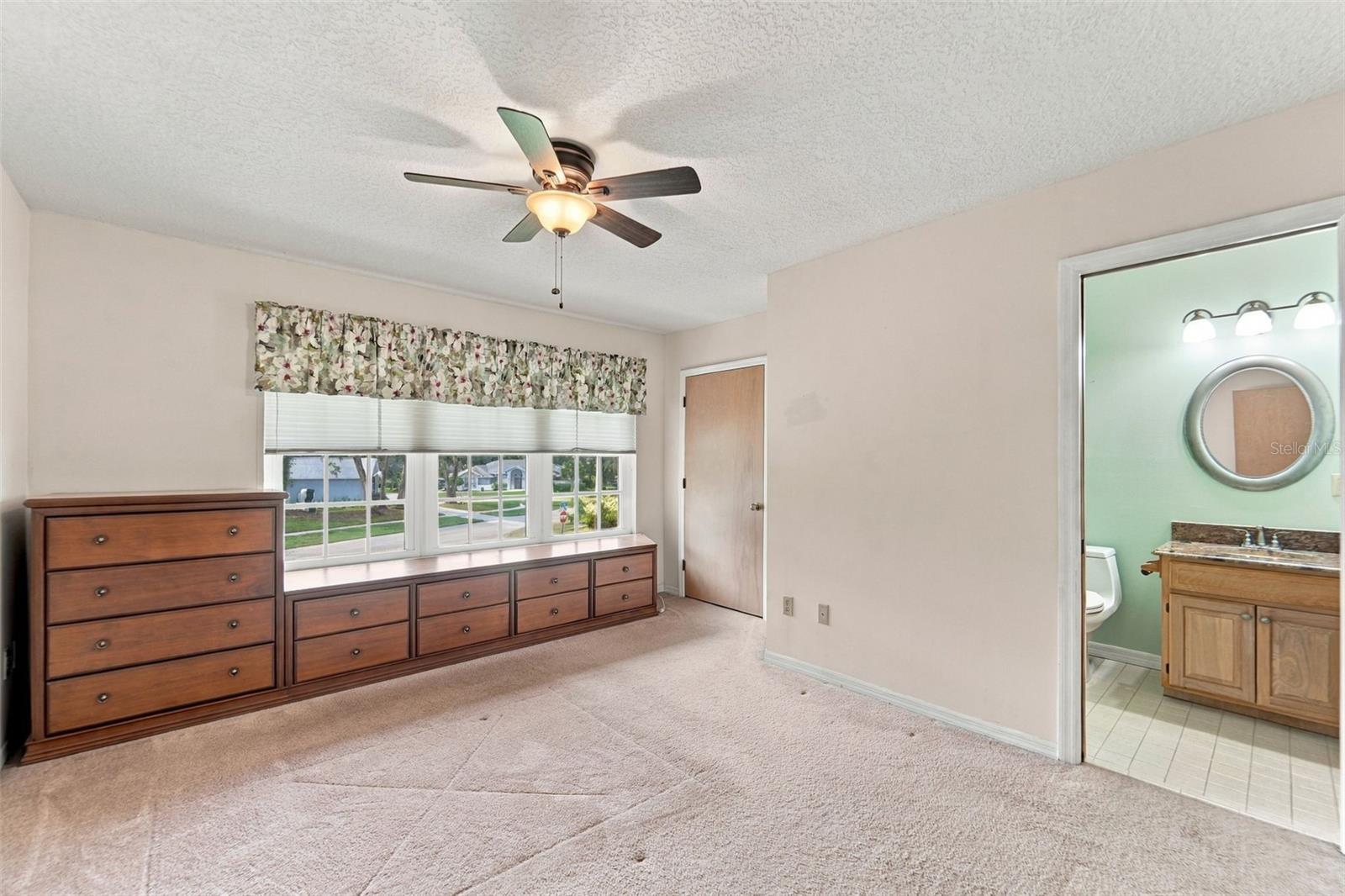 400 PINE TREE ROAD, Lake Mary, FL 32746