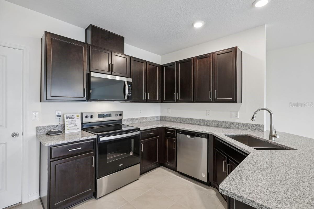 394 SEQUOIA DRIVE, Lake Wales, FL 33859 394 SEQUOIA DRIVE, Lake Wales, FL 33859