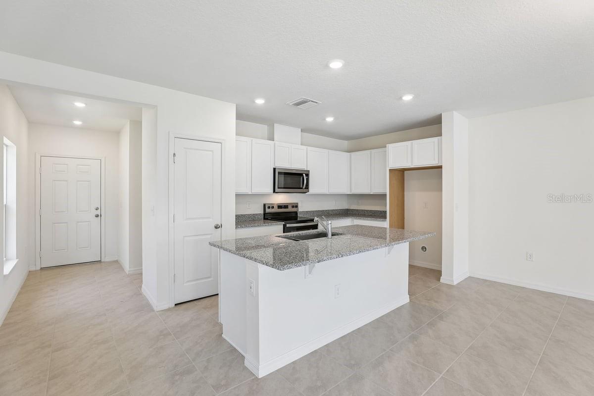 520 PINE RIDGE COURT, Lake Wales, FL 33859