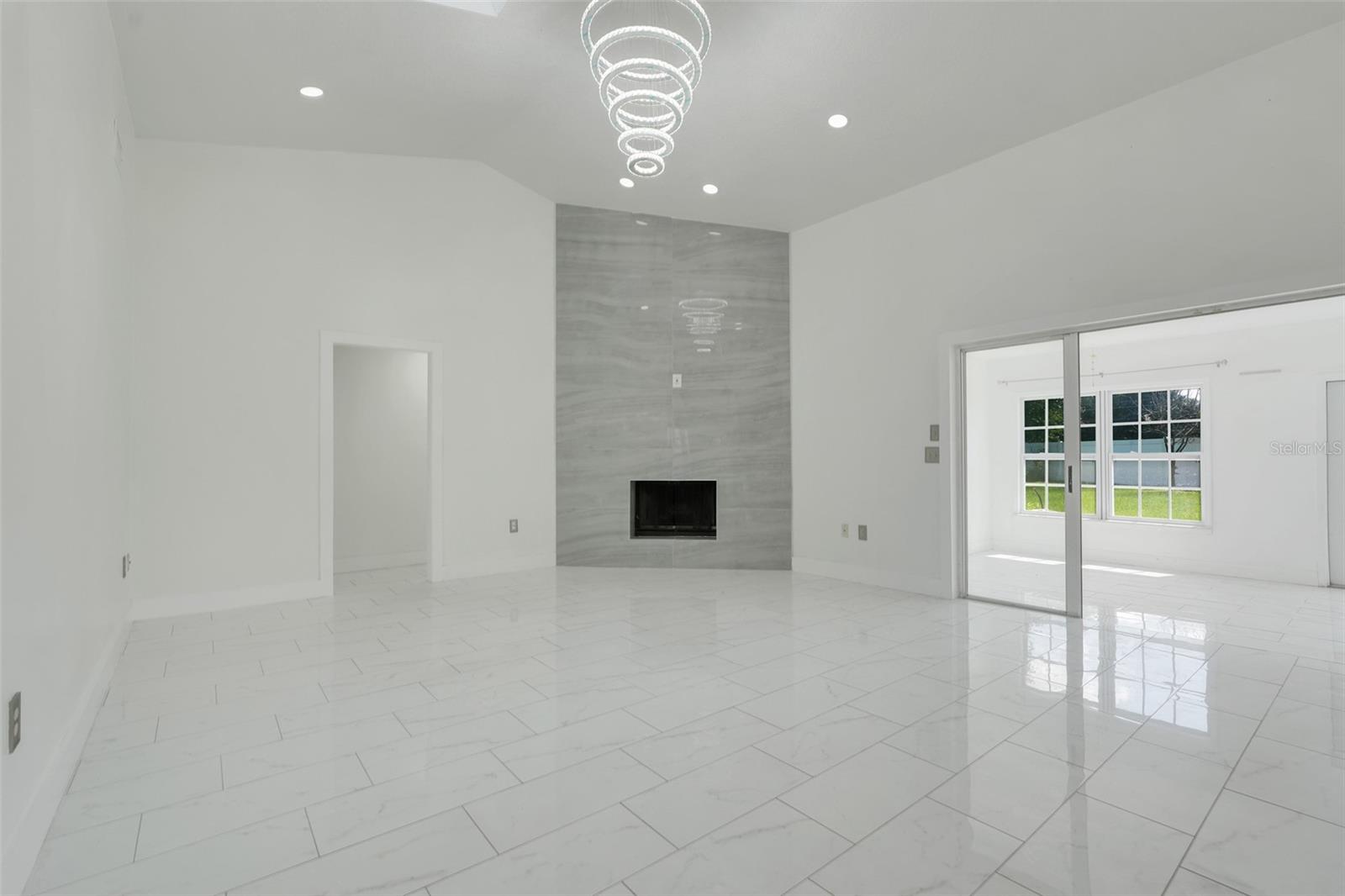 9106 GALLEON COURT, Orlando, FL 32819