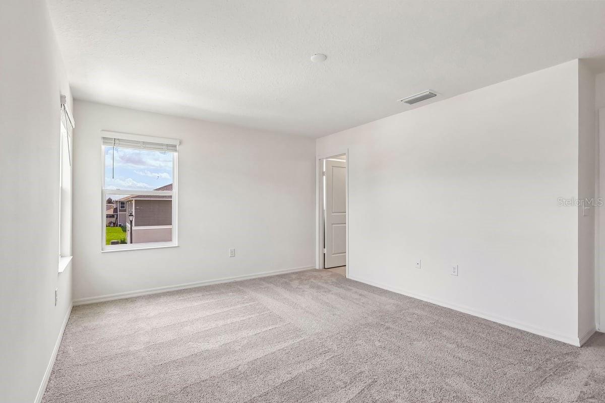 627 MEADOWS EDGE PLACE, Lake Wales, FL 33859