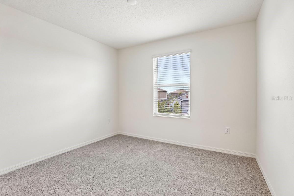 643 MEADOWS EDGE PLACE, Lake Wales, FL 33859