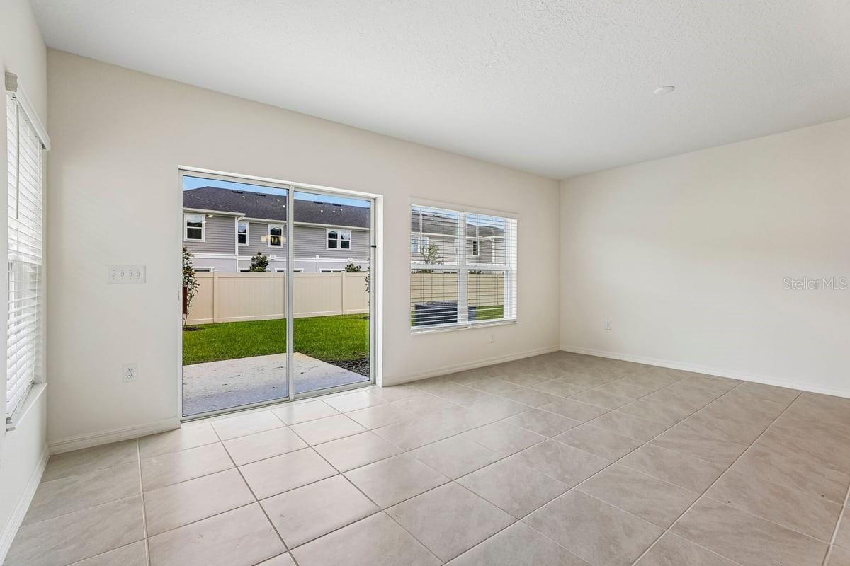 647 MEADOWS EDGE PLACE, Lake Wales, FL 33859