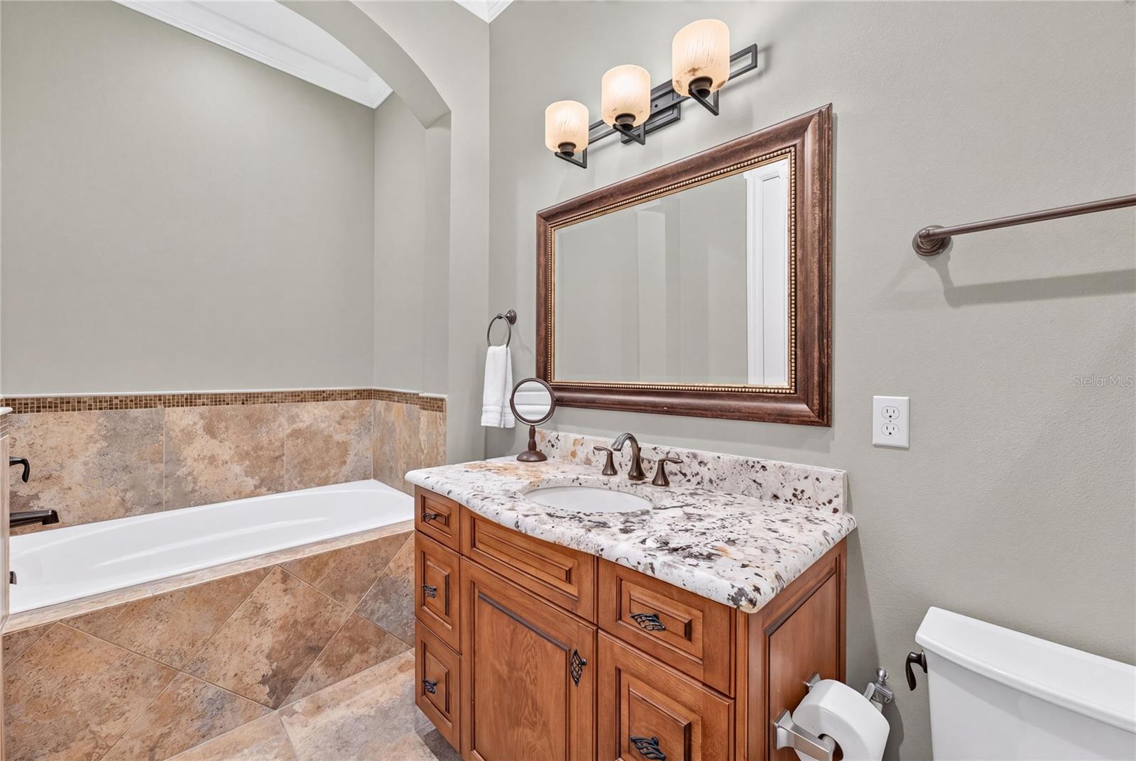 6113 GROSVENOR SHORE DRIVE, Windermere, FL 34786