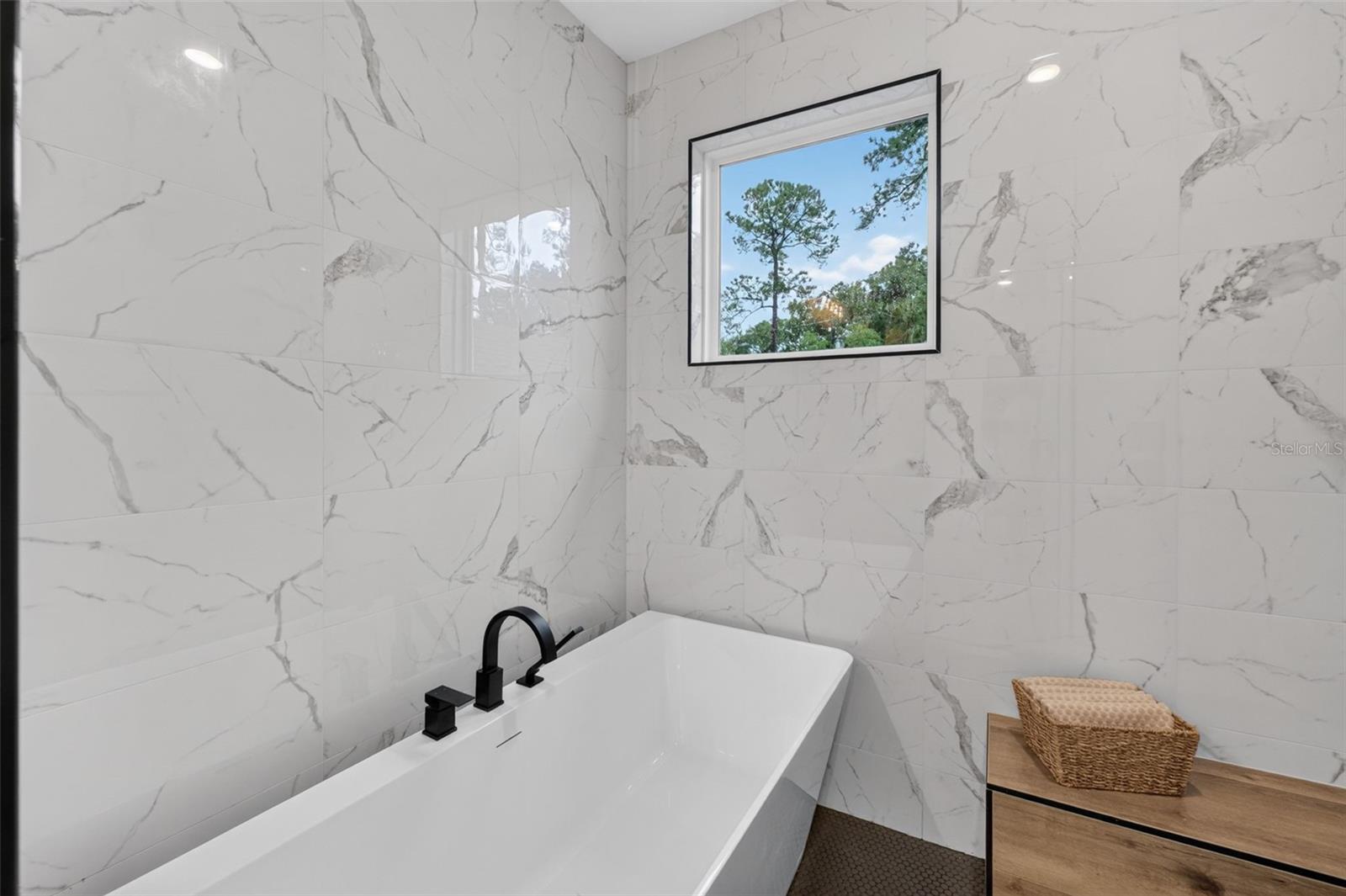 628 SILVER CREEK DRIVE, Winter Springs, FL 32708