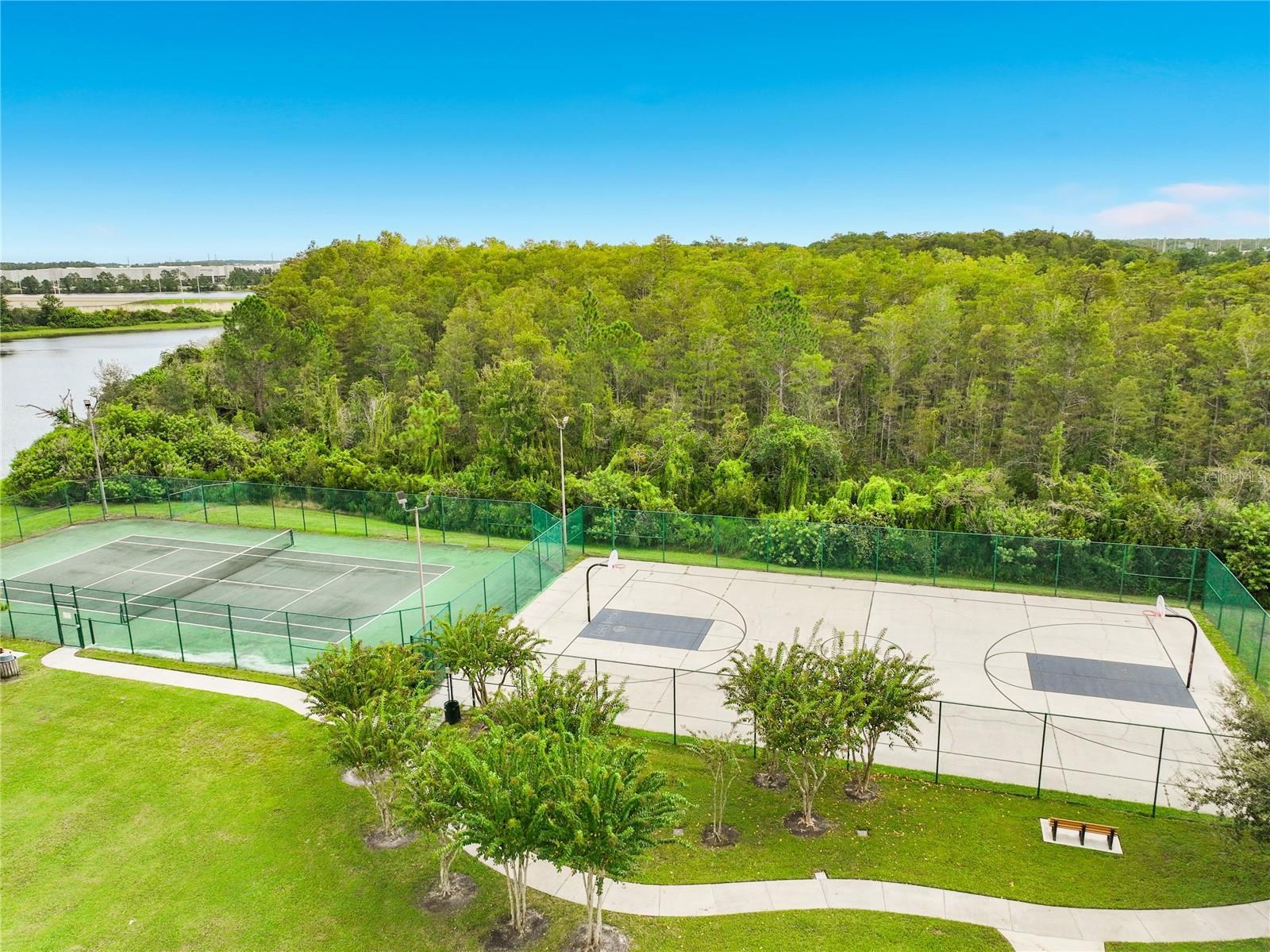 13556 HAWKEYE DRIVE, Orlando, FL 32837