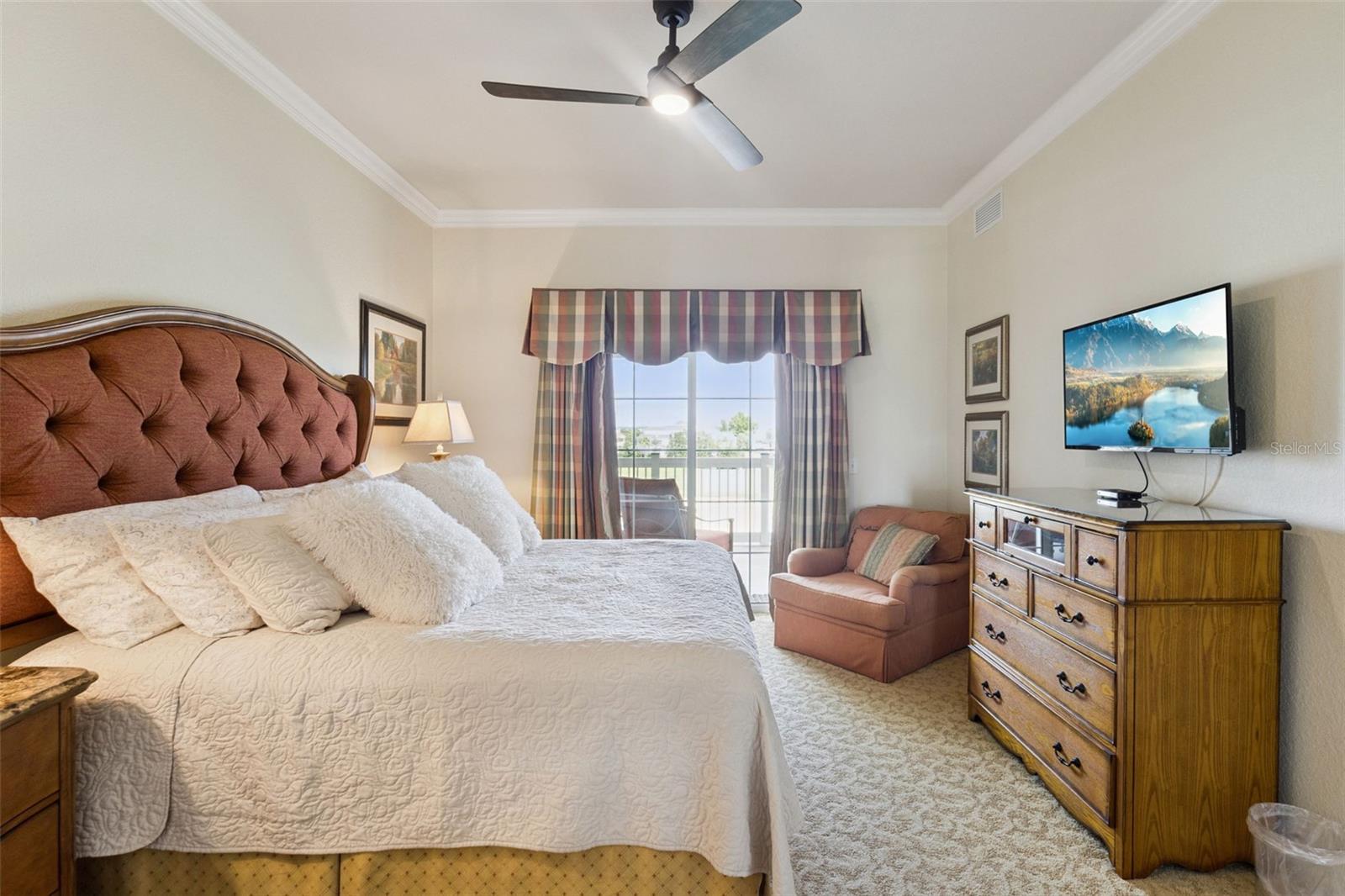 1100 SUNSET VIEW CIR, #402, Reunion, FL 34747