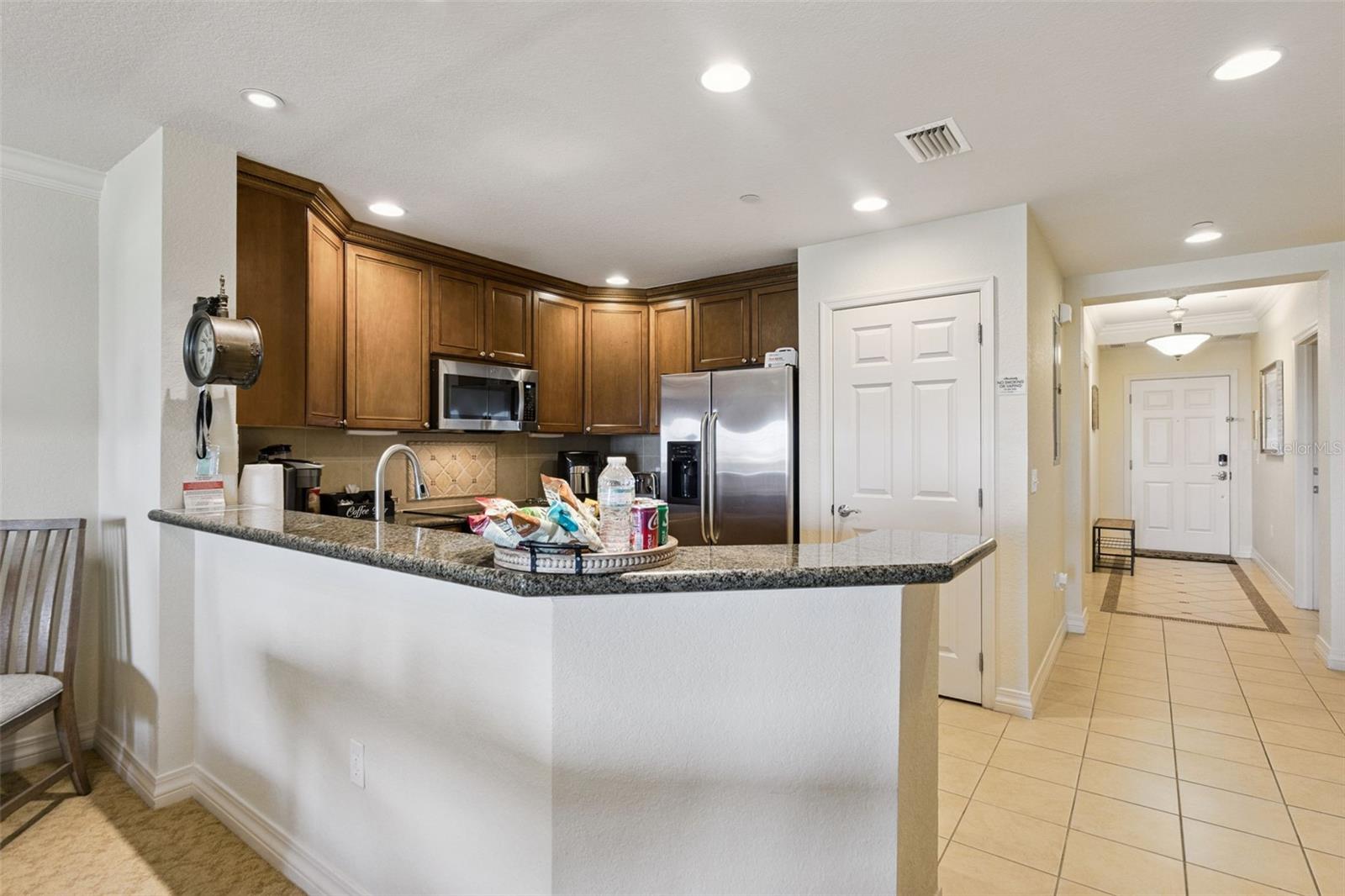 1100 SUNSET VIEW CIR, #402, Reunion, FL 34747