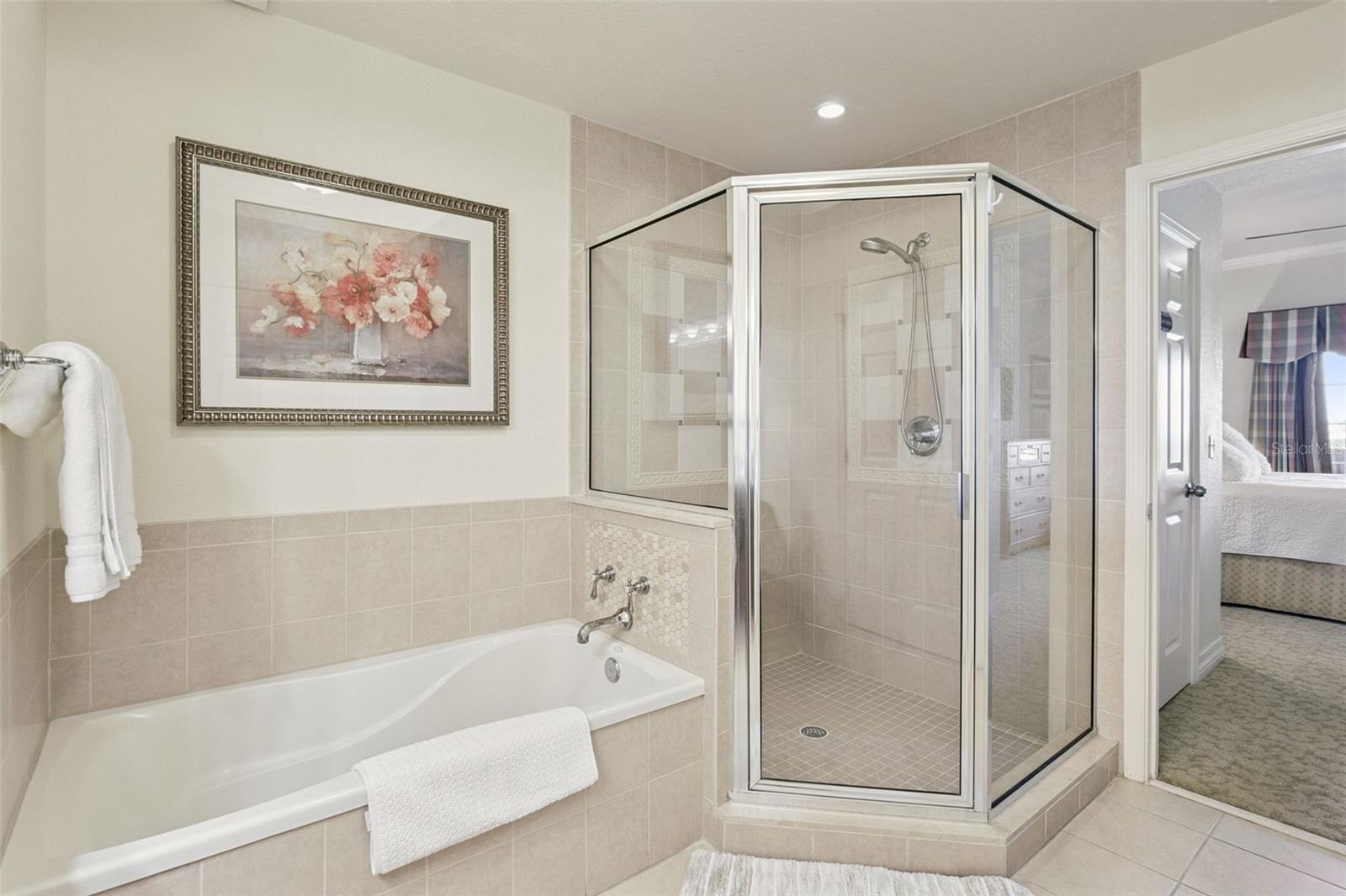 1100 SUNSET VIEW CIR, #402, Reunion, FL 34747