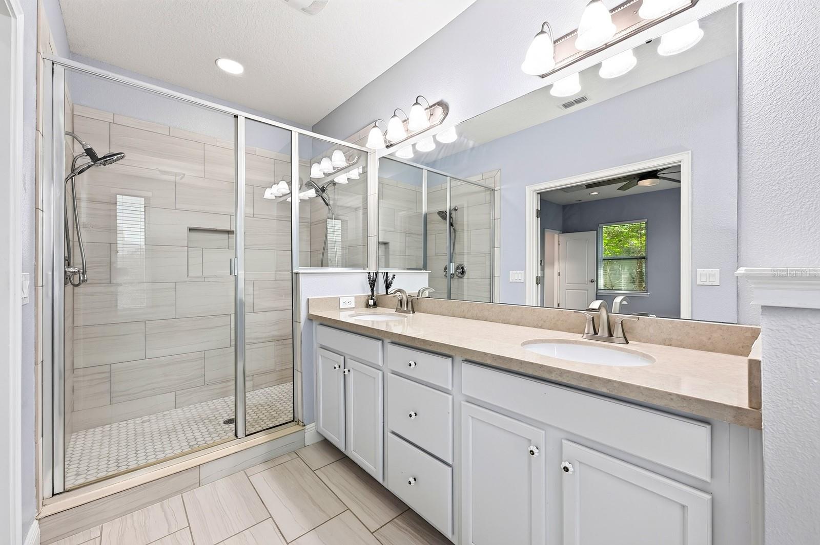 Well appointed private en-suite bath.