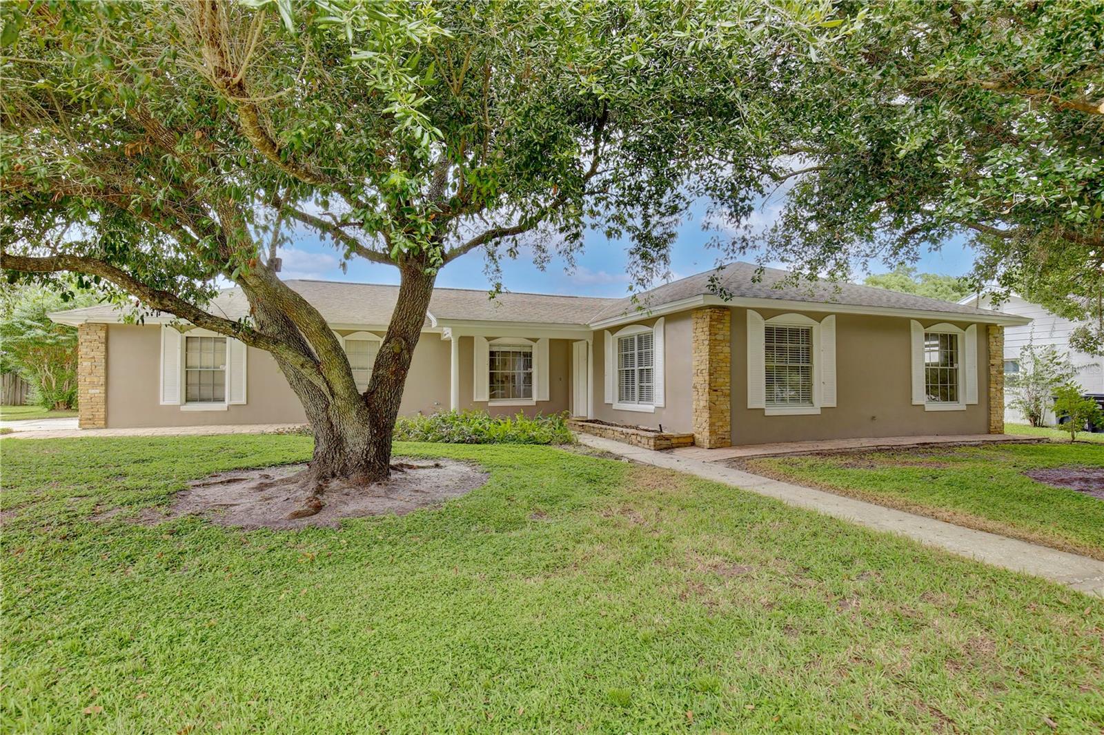 8611 EL PRADO AVENUE, Orlando, FL 32825