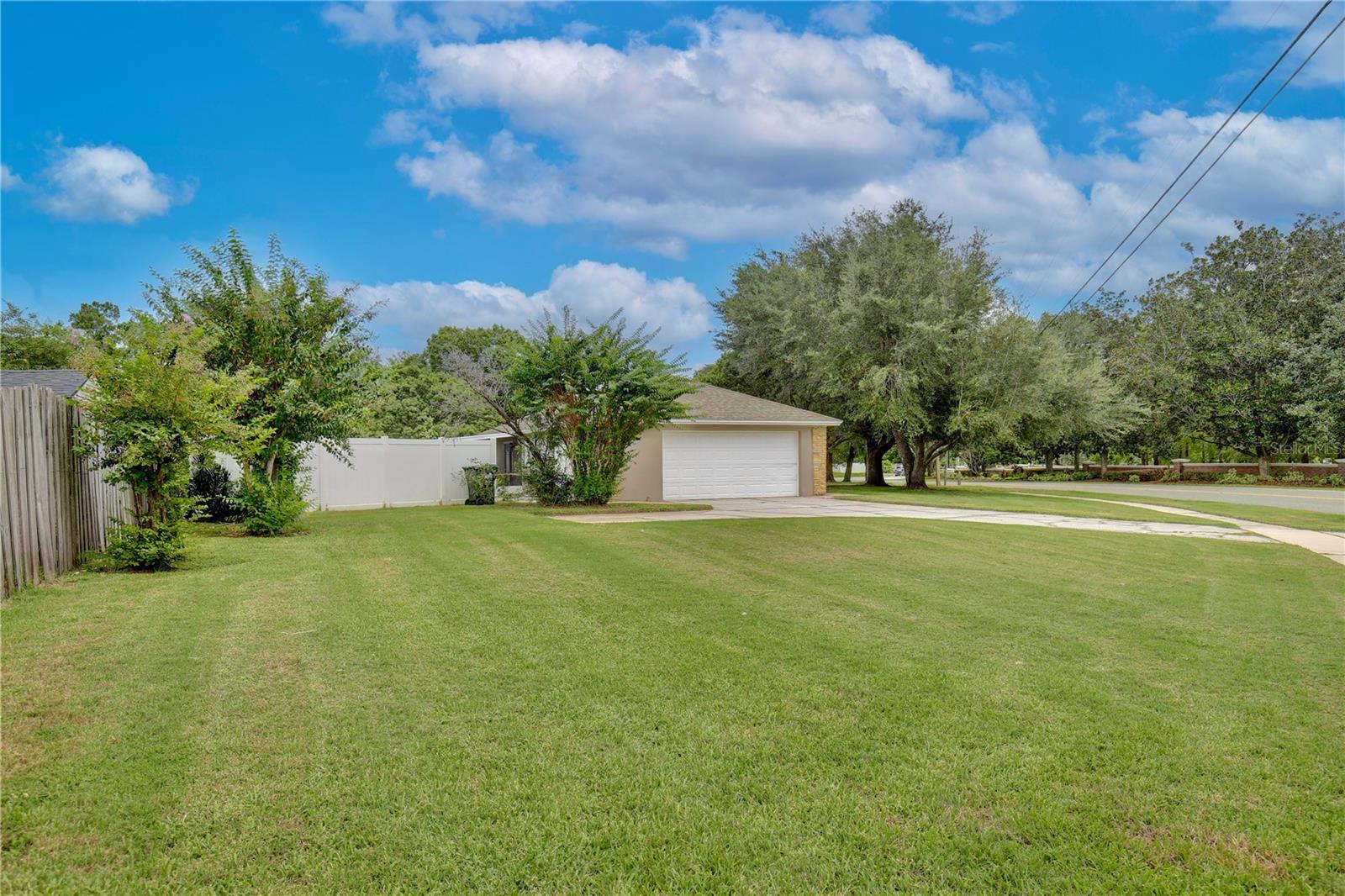 8611 EL PRADO AVENUE, Orlando, FL 32825