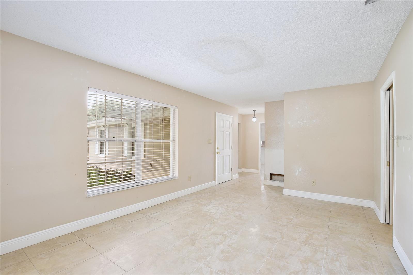 8611 EL PRADO AVENUE, Orlando, FL 32825