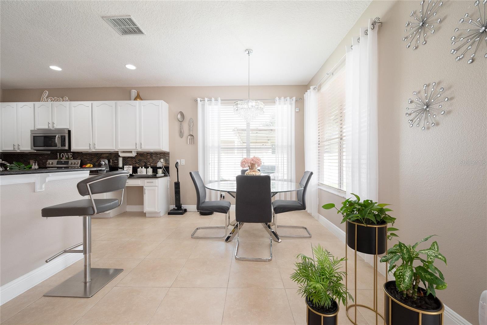 2122 CASCADES COVE DRIVE, Orlando, FL 32820