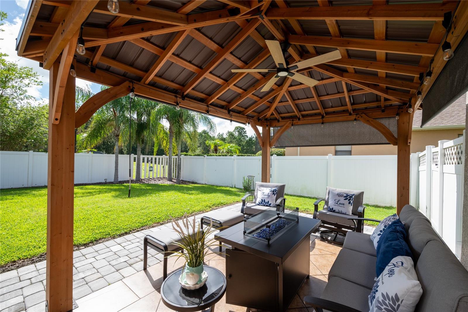 2122 CASCADES COVE DRIVE, Orlando, FL 32820